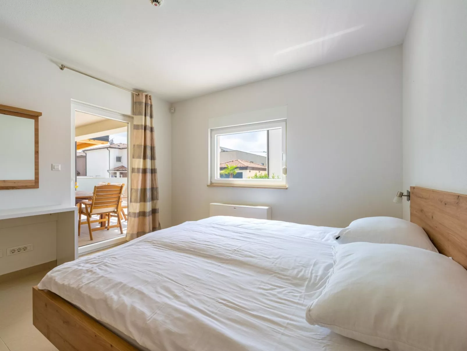 Ferienvilla "Villa Dvor" mit privatem Pool-Binnen