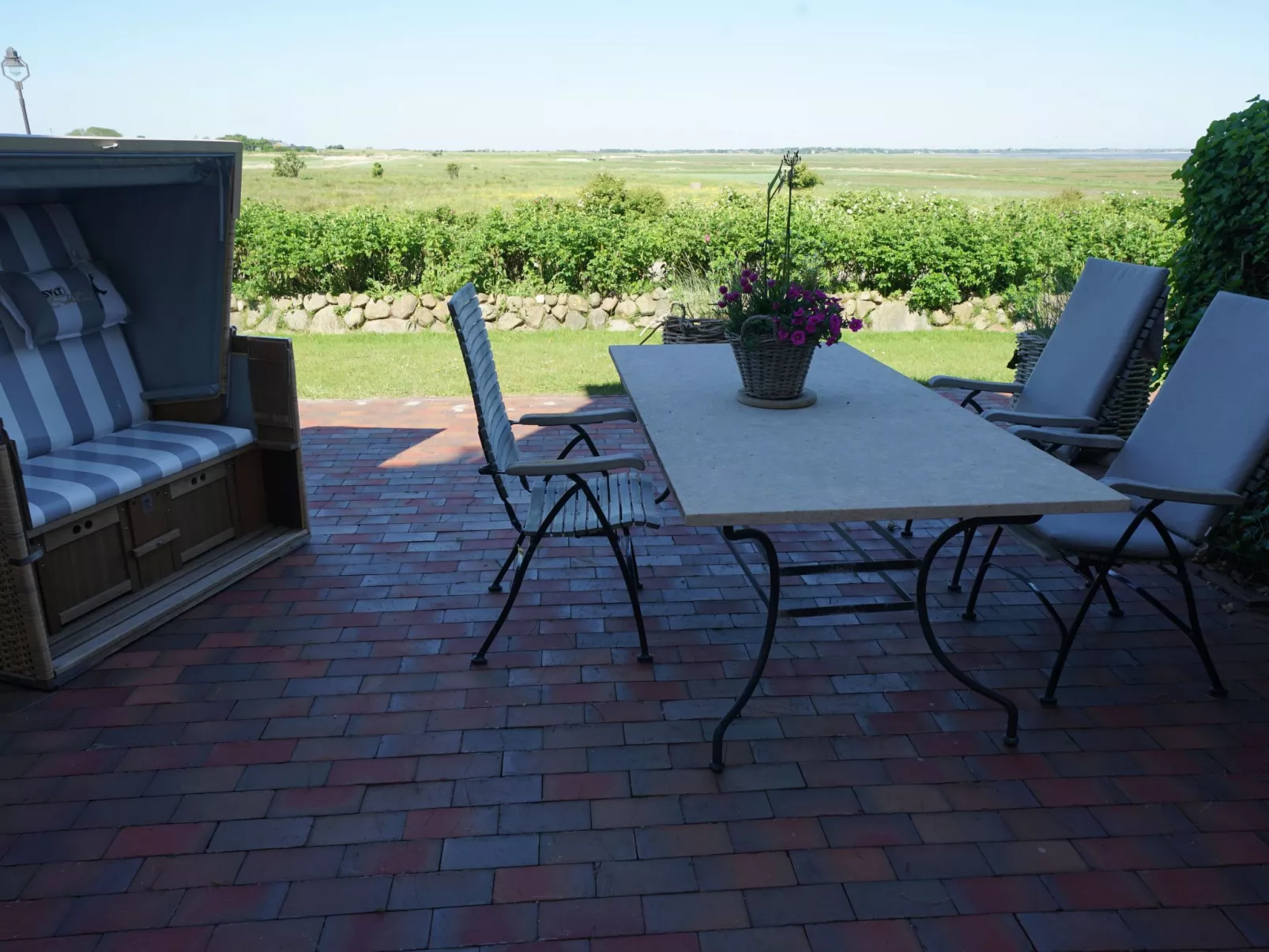 Wohnung in Morsum mit Garten und Terrasse-Buiten