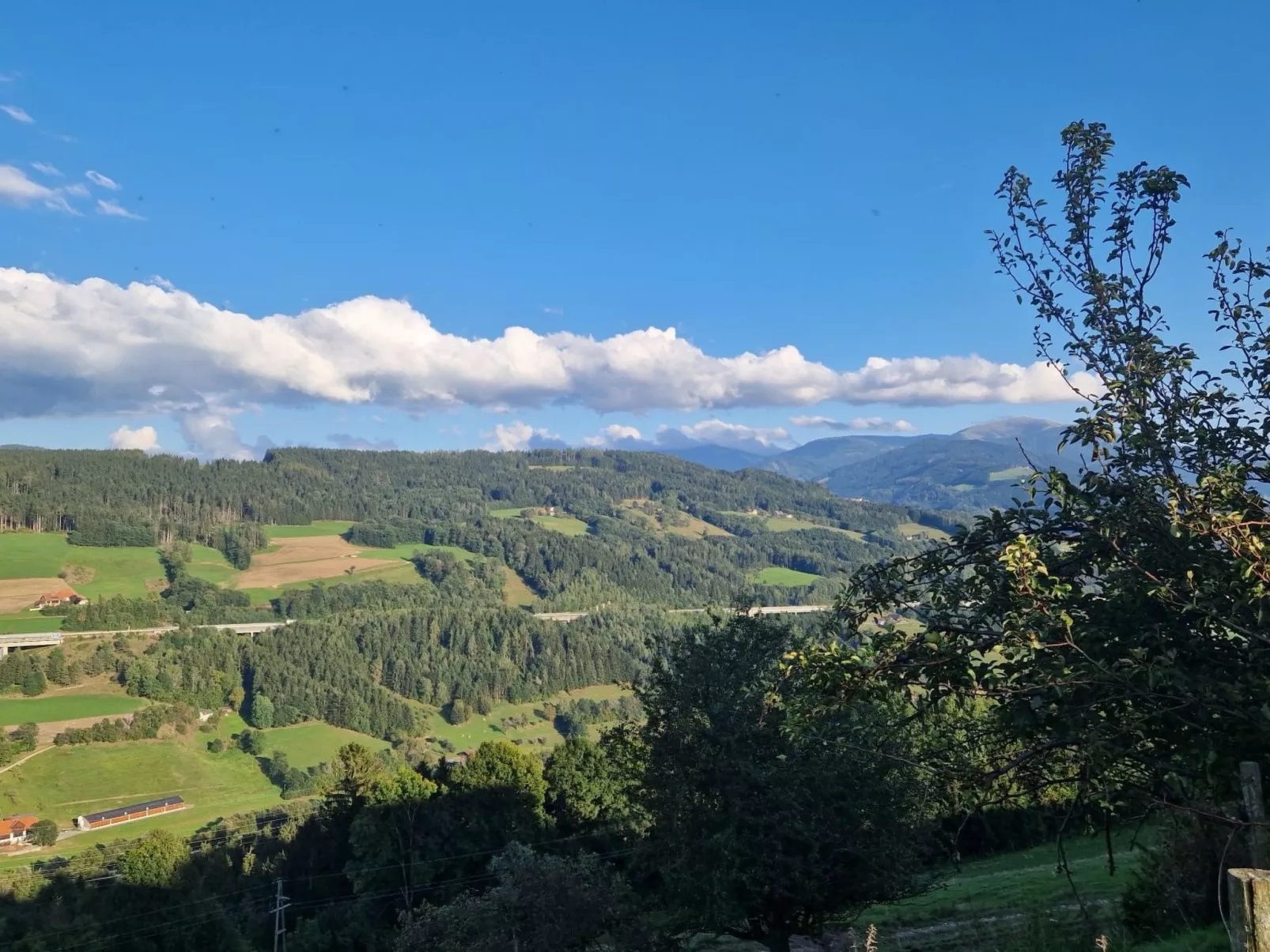 Bergbauernsuite-Buiten