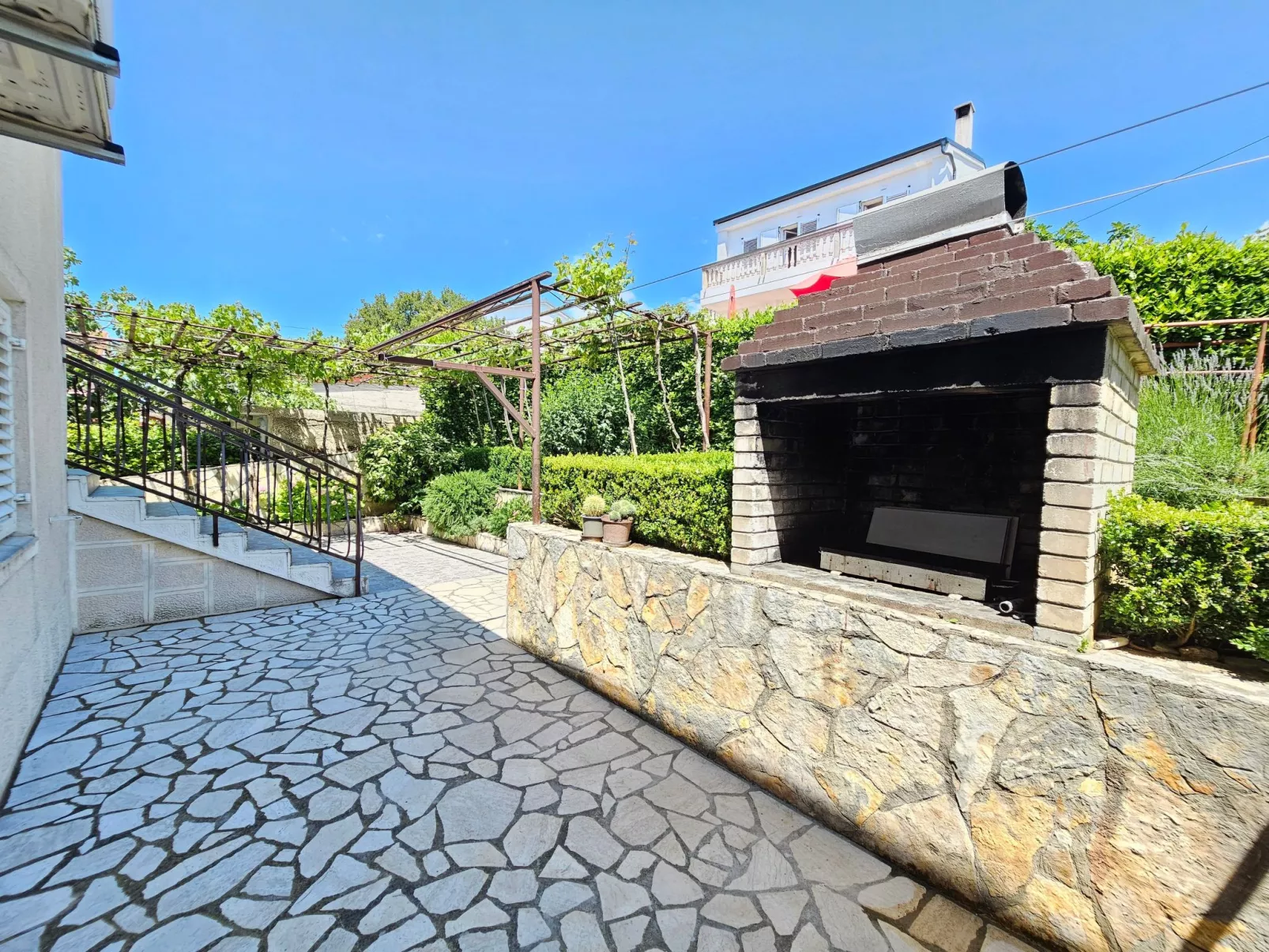 Wohnung für 7 Personen mit Terrasse und Meerblick-Image-tags.info