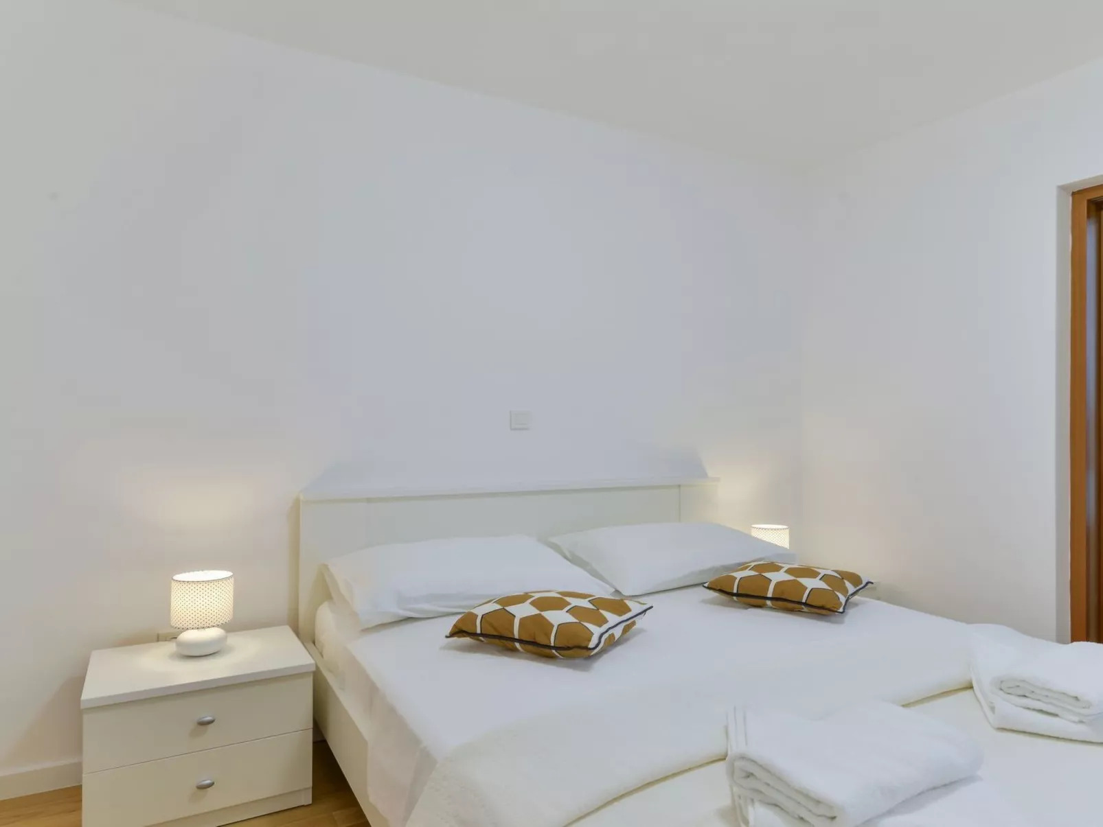 Villa mit Dachterrasse und Pool - Agentur TA Leut-Binnen