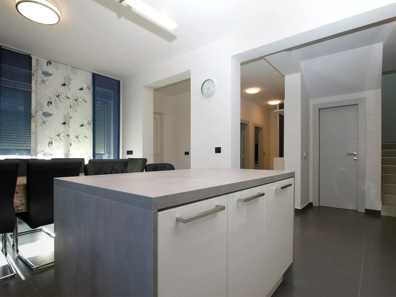 Ferienvilla mit privatem Pool-Image-tags.info