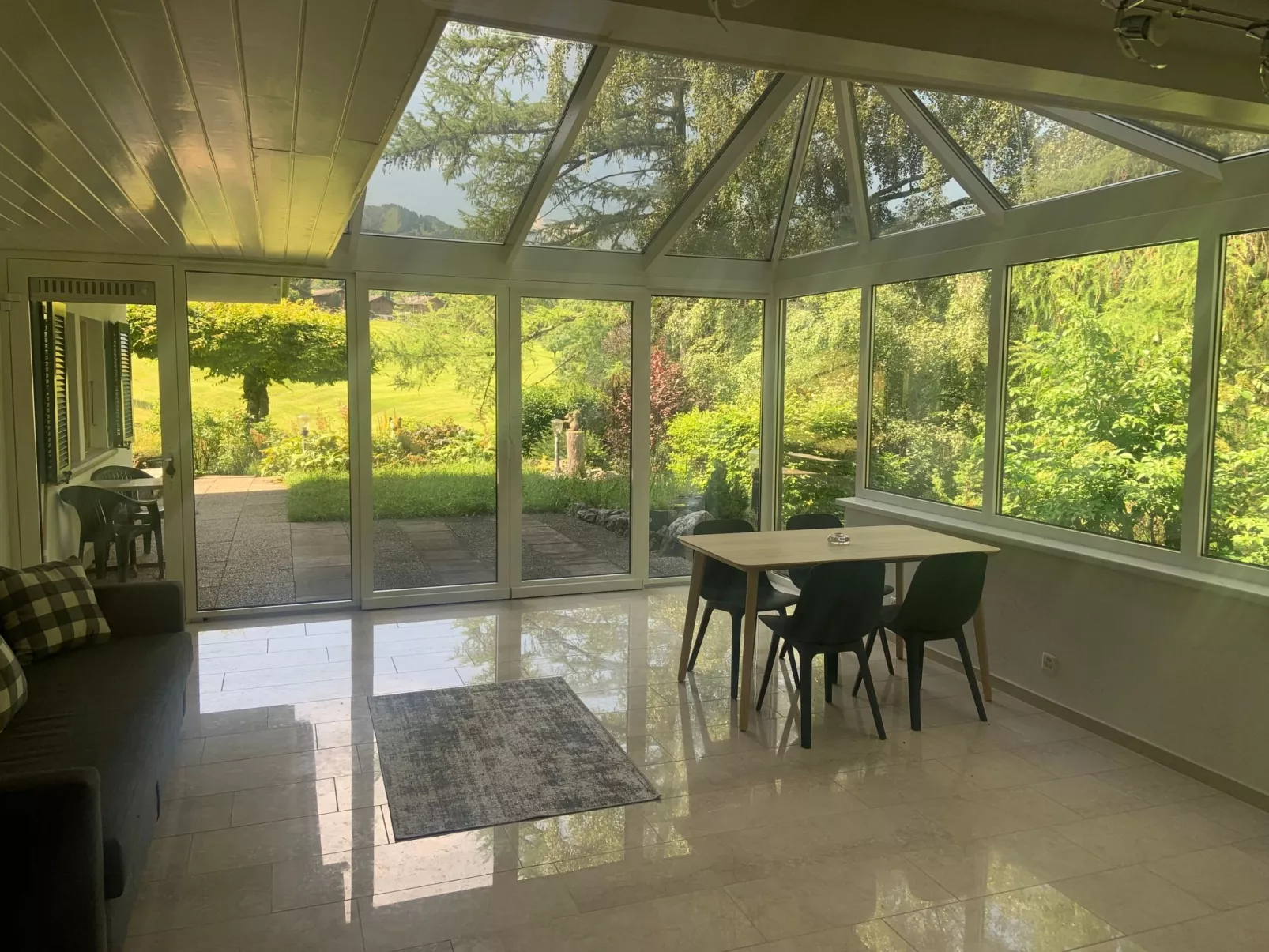 Finkenwiese Suite - mit Billiard und Wintergarten-Binnen