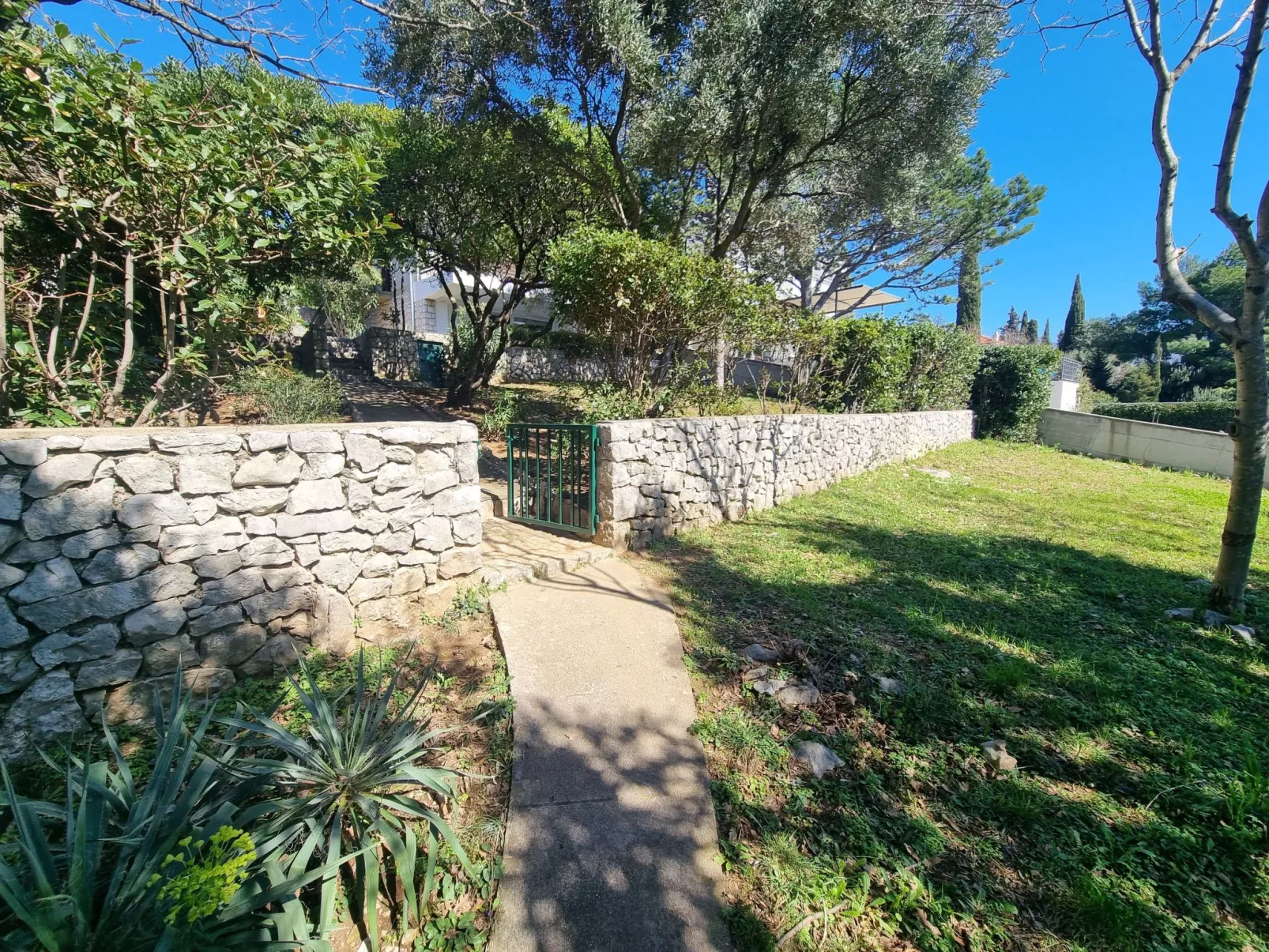 Villa Mediteranea direkt am Meer-Buiten