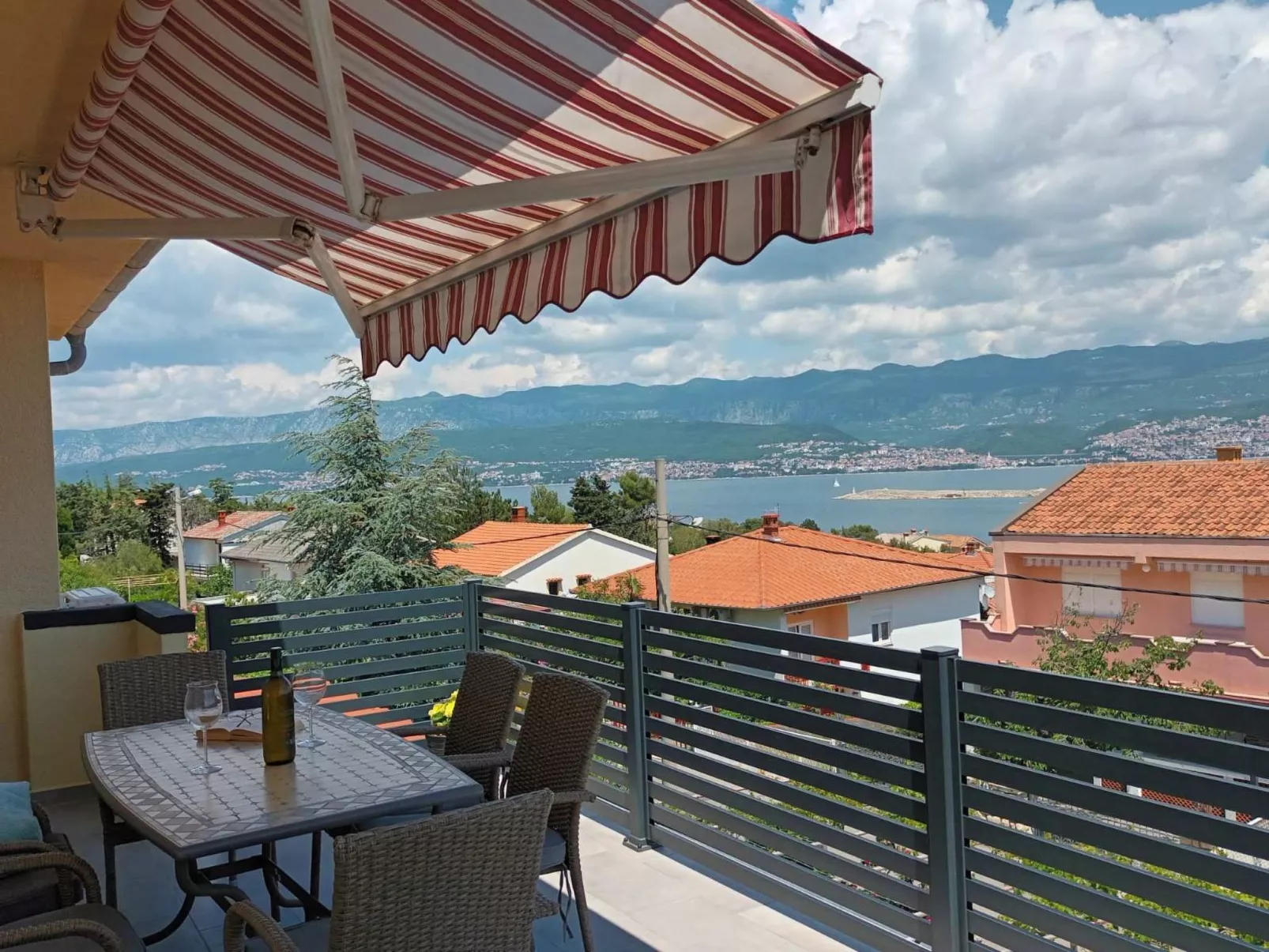 Moderne Wohnung Grzetic-Buiten