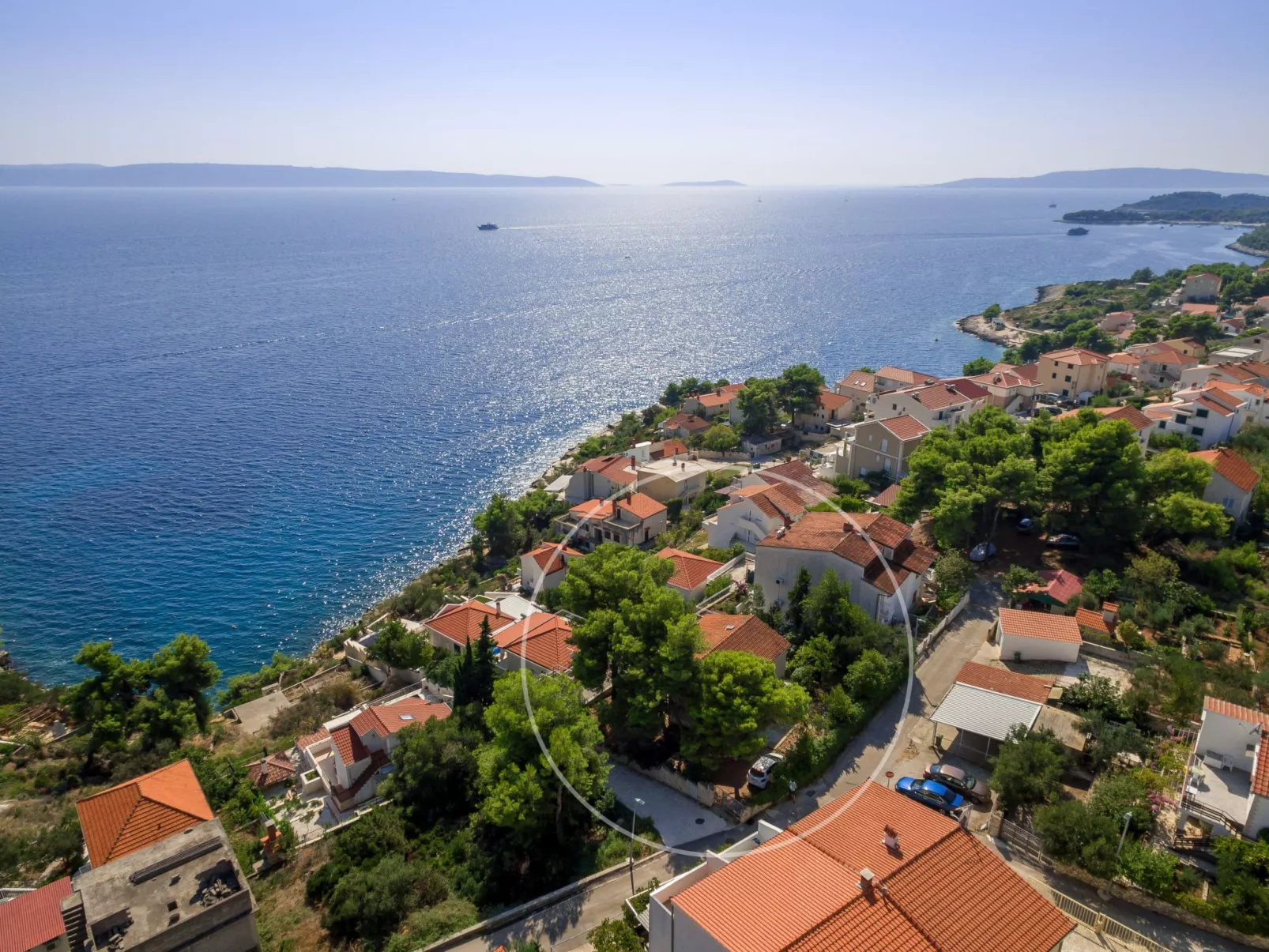 "Barbara" mit Blick auf das Wasser - Buiten