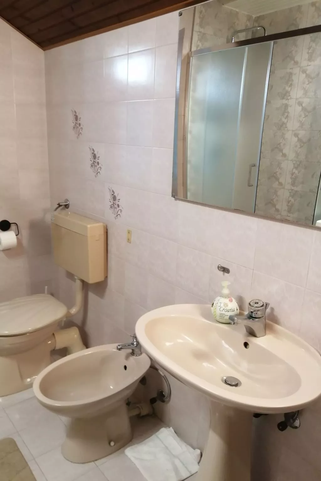 Ruhige Ferienwohnung mit herrlicher Aussicht-Binnen