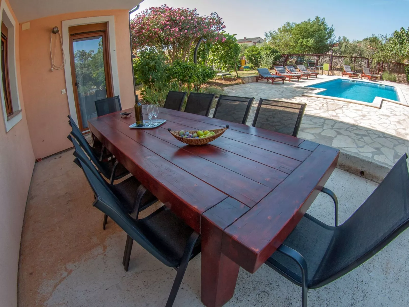 Erdgeschosswohnung für 7 Personen-Image-tags.info