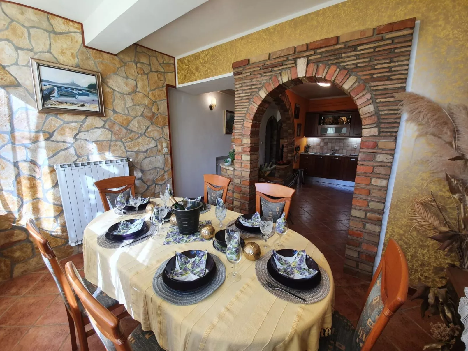 Wohnung 'Ivaana' mit Privatparkplatz-Image-tags.info