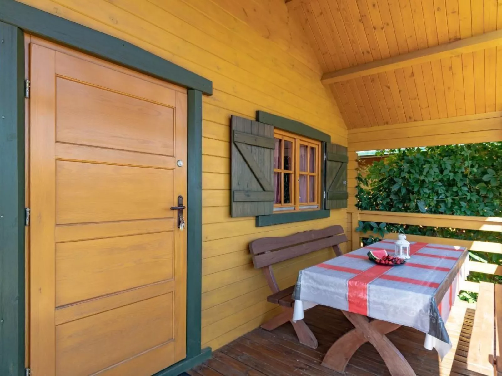 Haus in Gmina Postomino mit Garten und Terrasse-Buiten