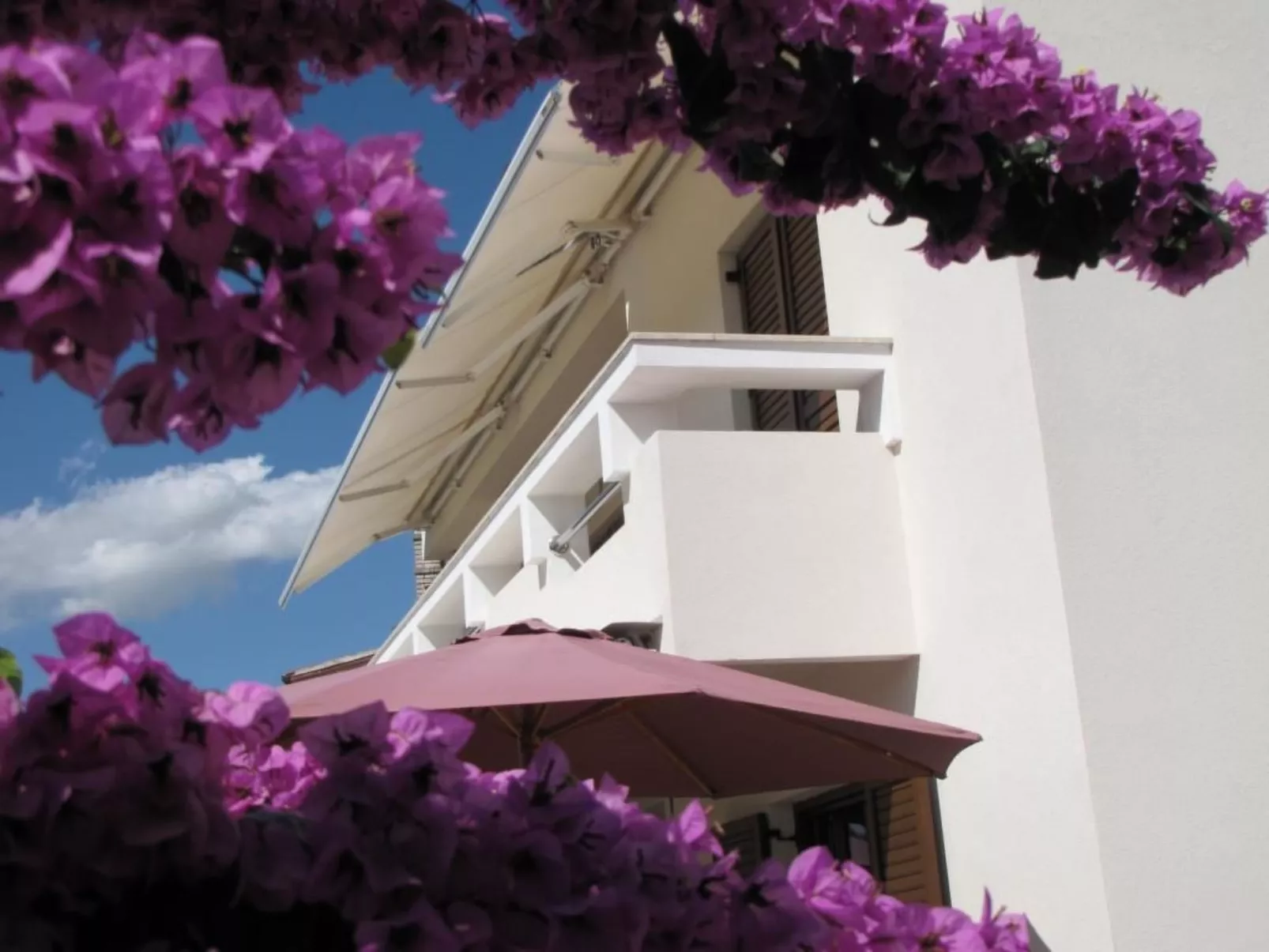 Haus Rina Banjole mit Whirlpool und Garten-Buiten