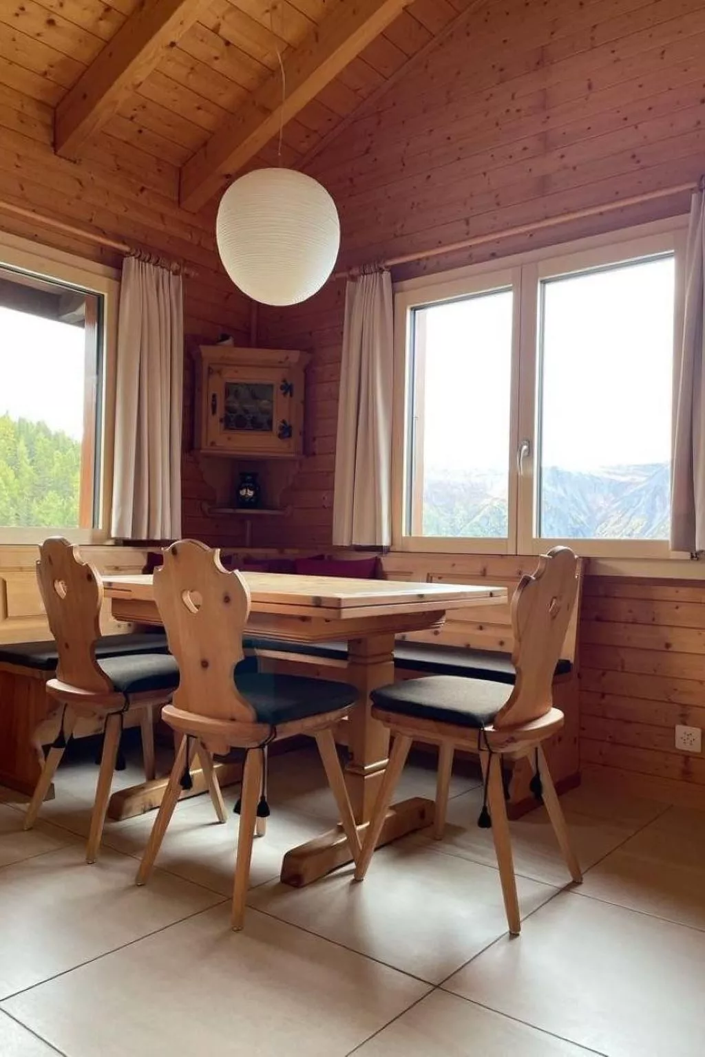 Chalet Brunnquell-Image-tags.info