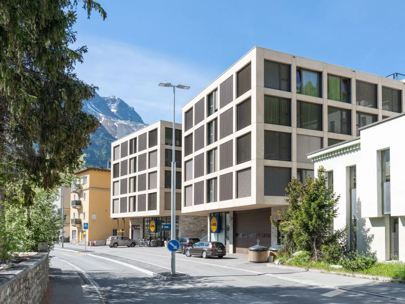 Stadthaus N9 Mountain Medium Studio-Buiten