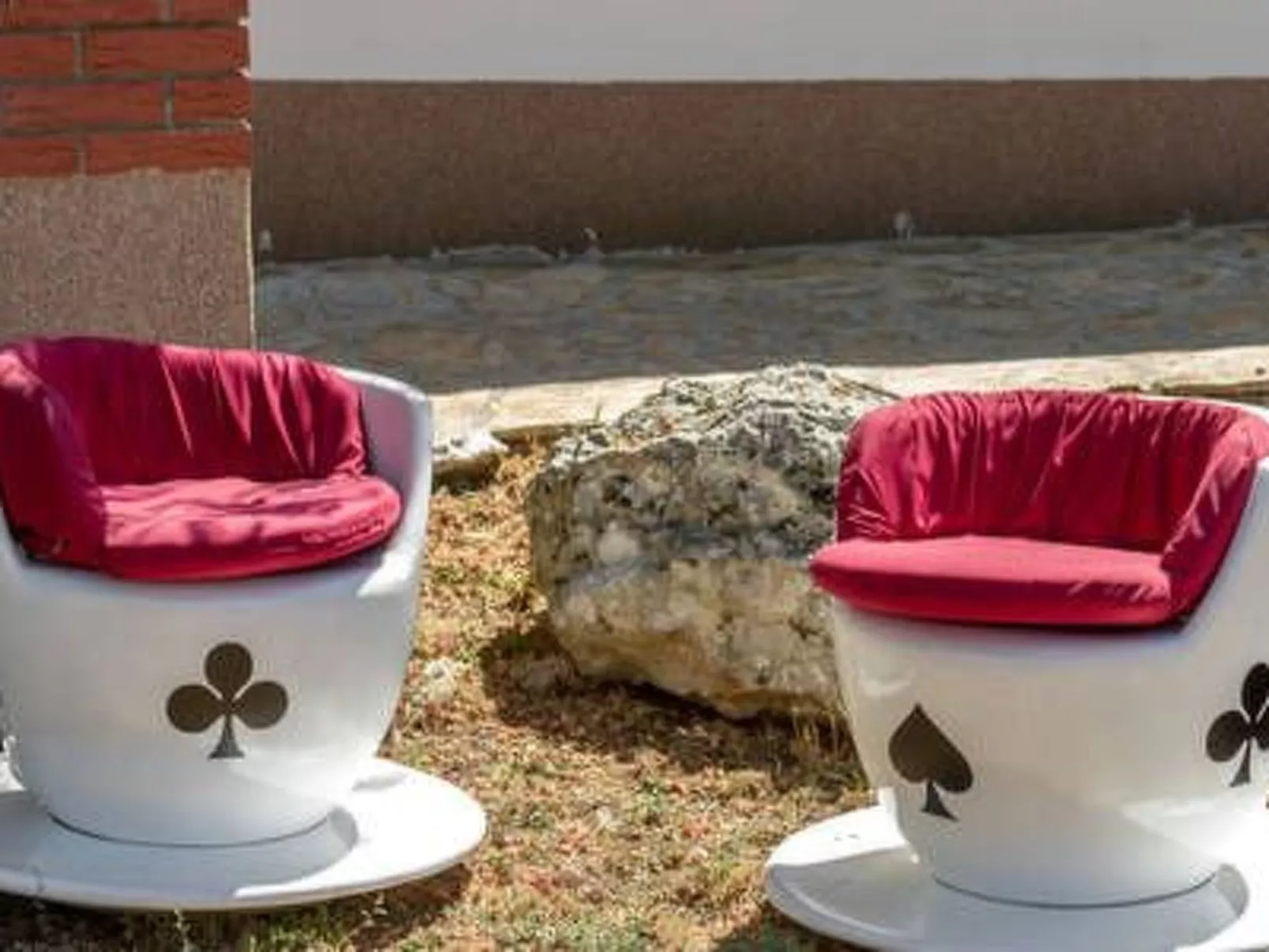 Hütte mit Garten, Grill und Terrasse-Binnen