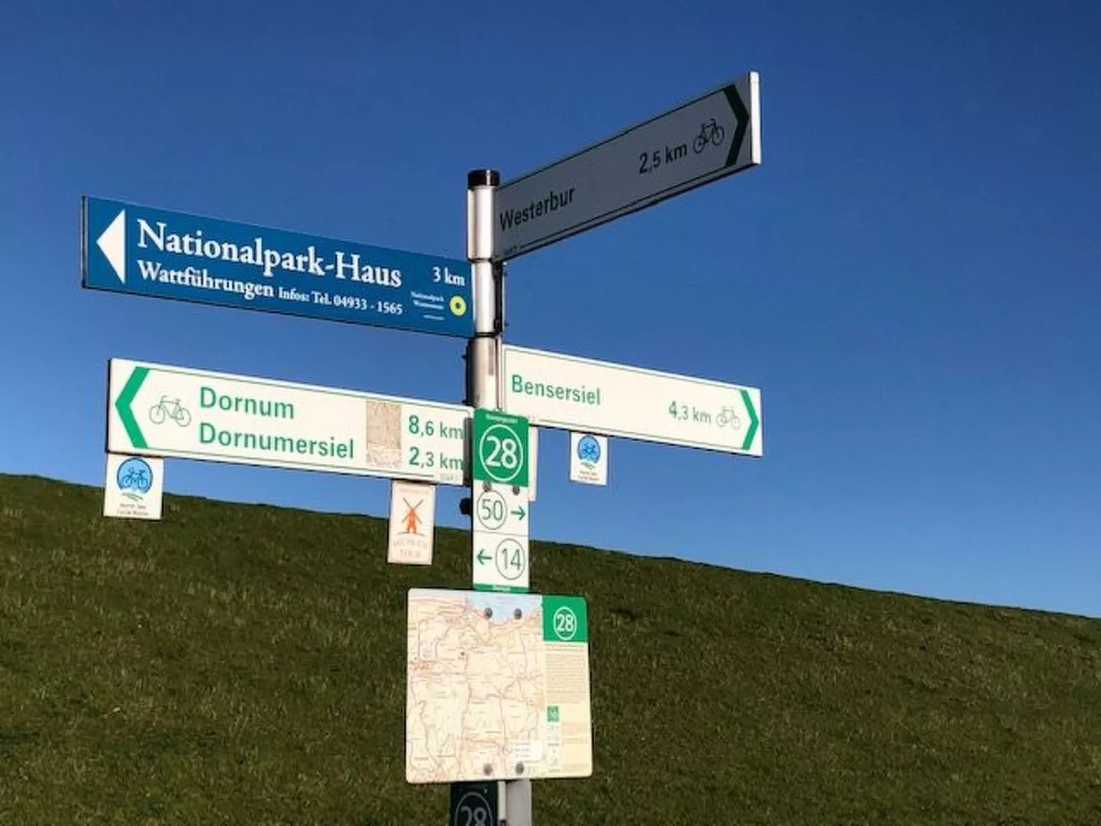 Mit Südwestterrasse mit Stellplatz-Buiten