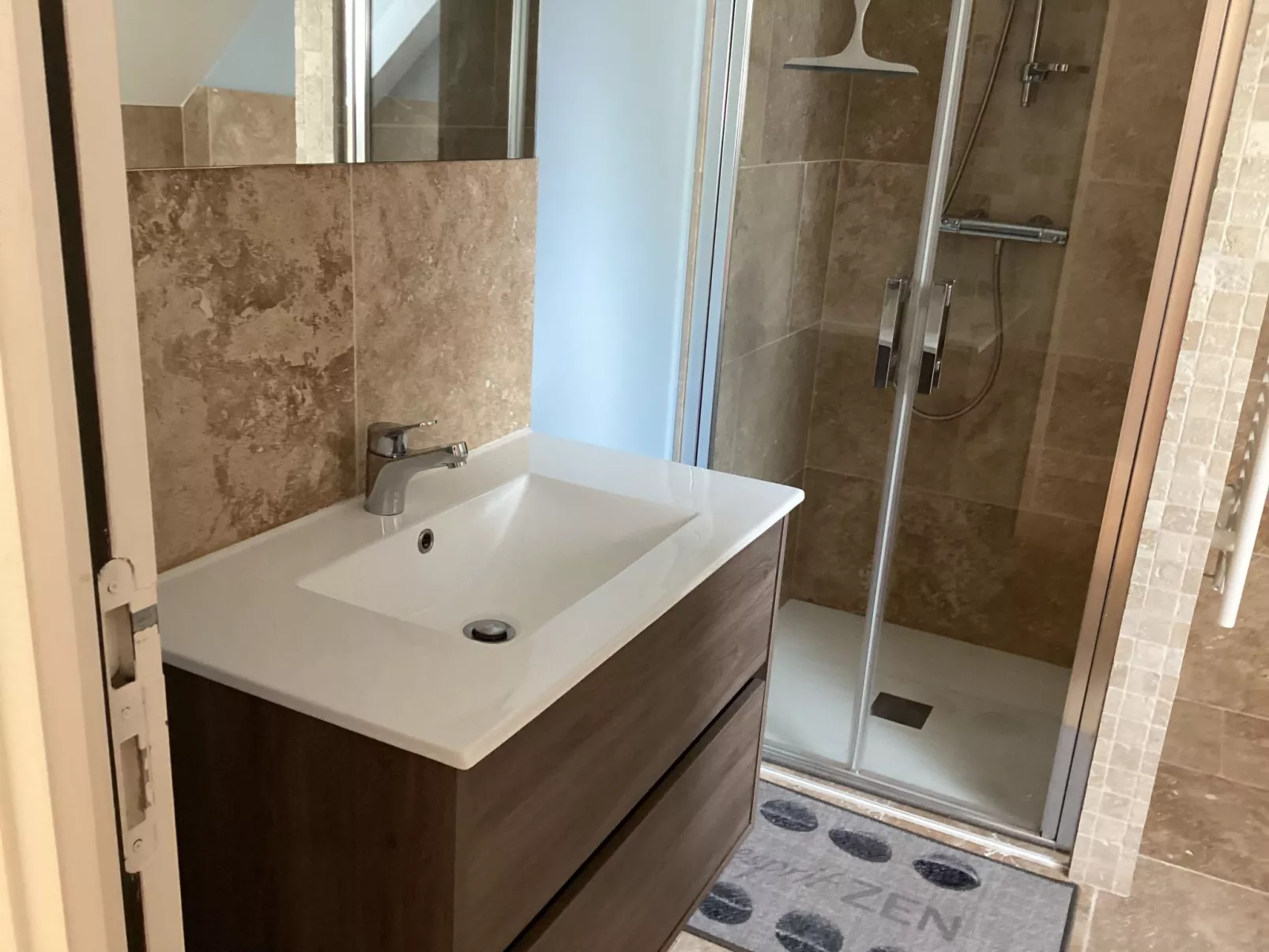 Haus von Leontine - Binnen