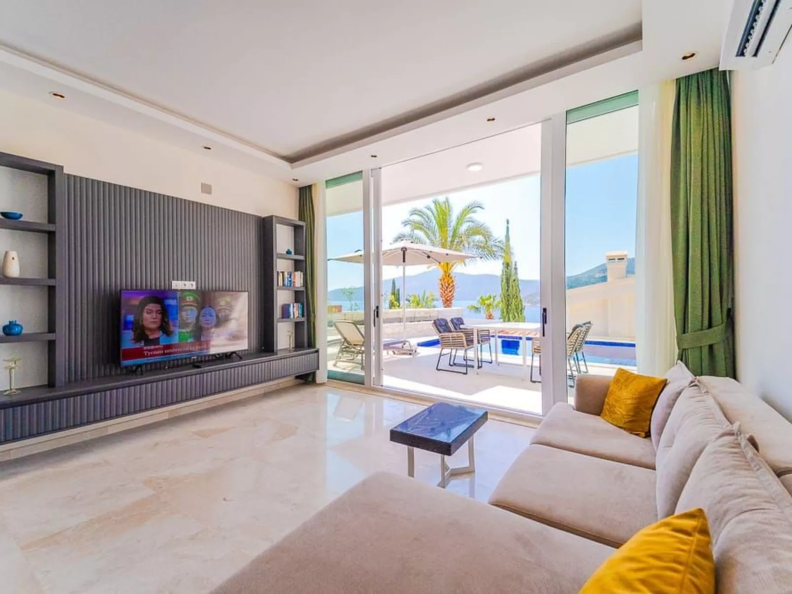 Villa direkt am Meer luxuriös für 4 Personen-Binnen