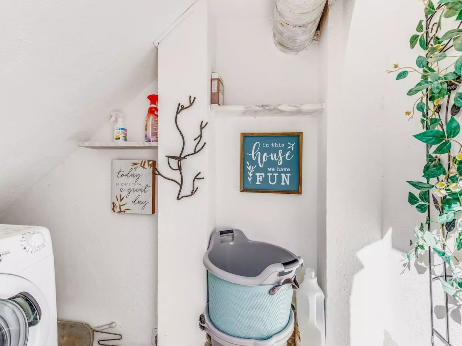 Die Welt des Mondes 1-Binnen