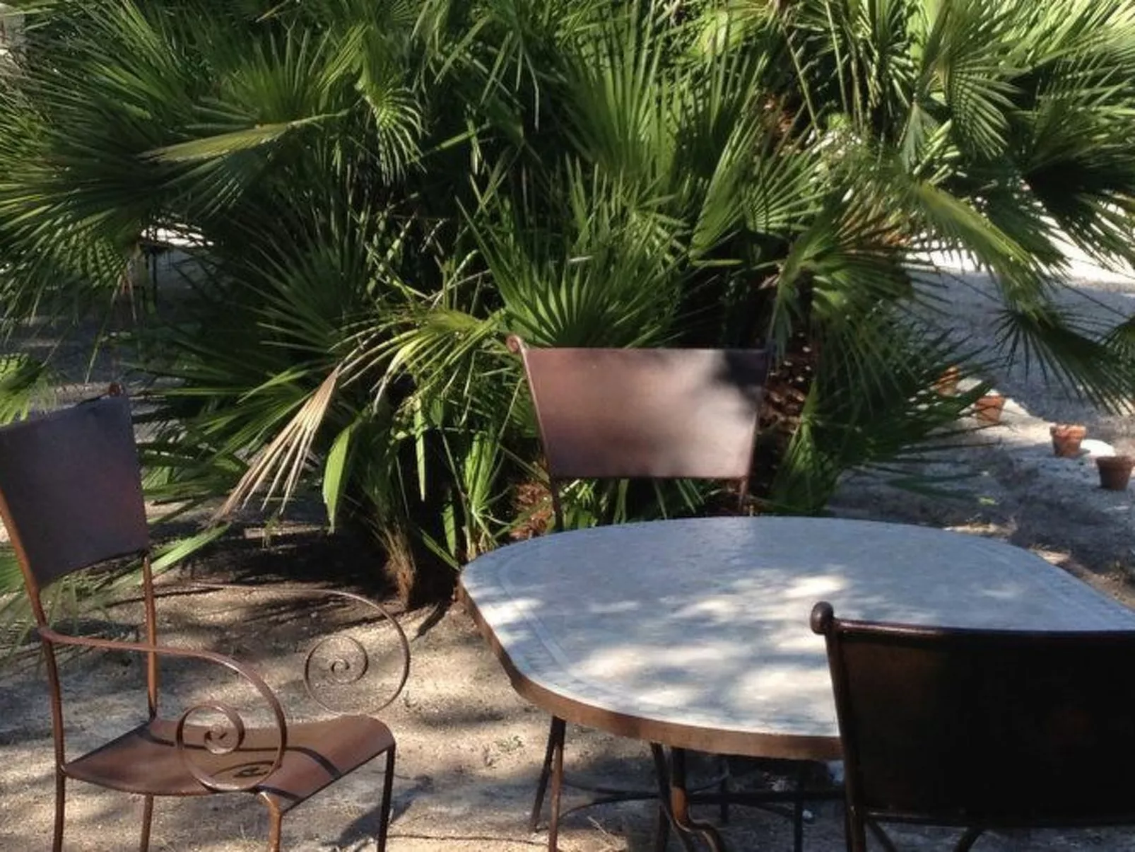 Domäne "Suite Luna" mit Infinity-Pool-Buiten