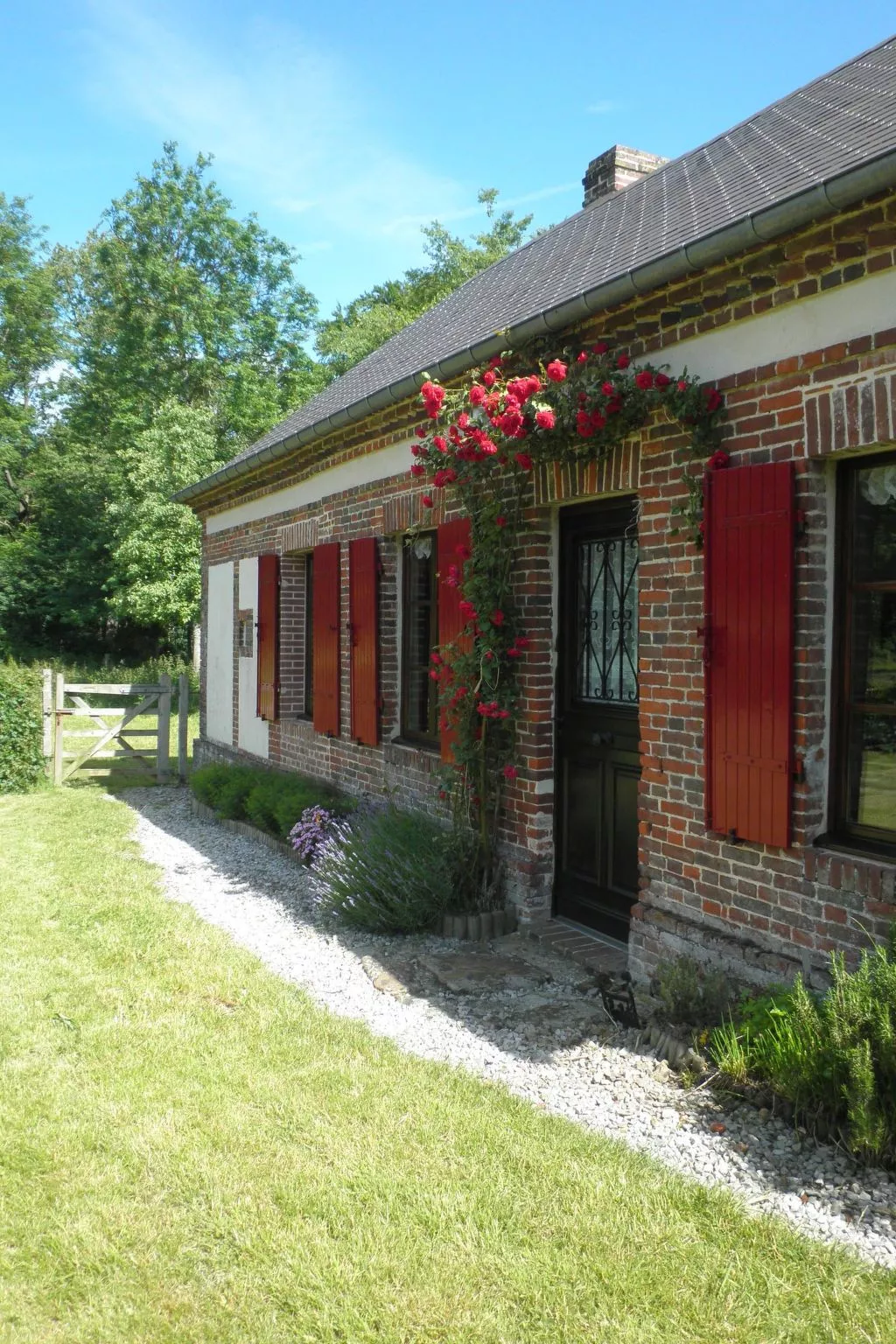 "La Petite Cauvinière"-Image-tags.info