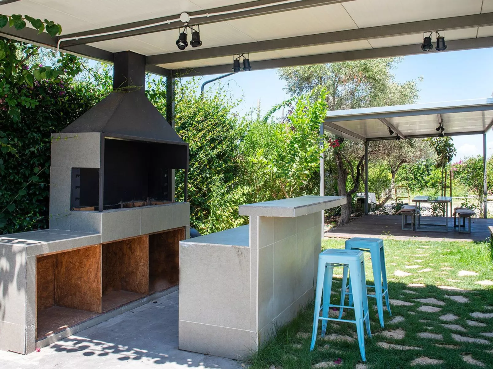 Villa Anna mit privatem Pool und Garten-Buiten