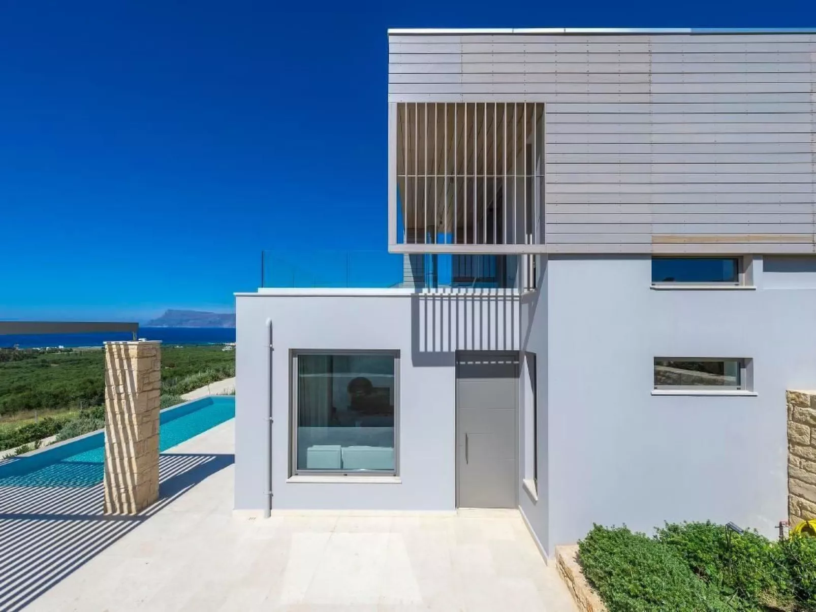 "Villa Charisma" mit eigenem Pool-Buiten