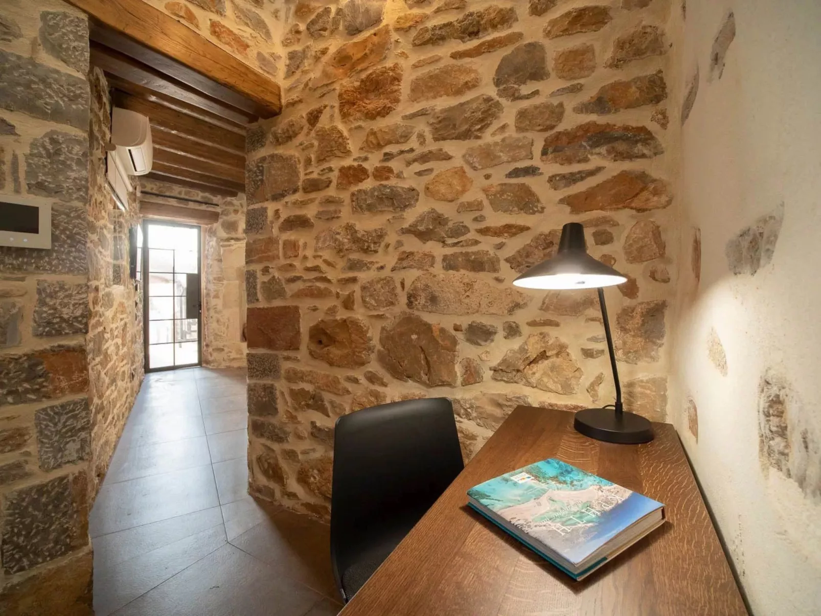 Santa Veneranda von Checkin Trikamaro - Binnen