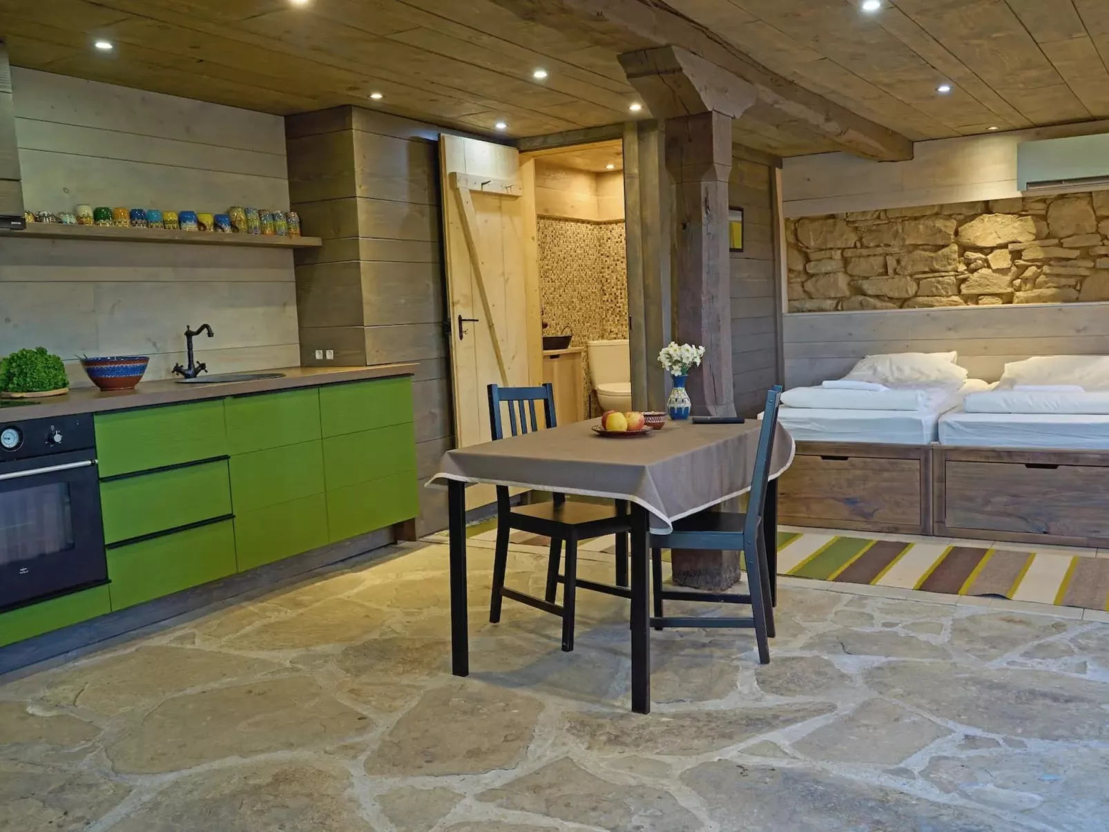 Authentisches Haus mit Bergblick - Karashka-Binnen