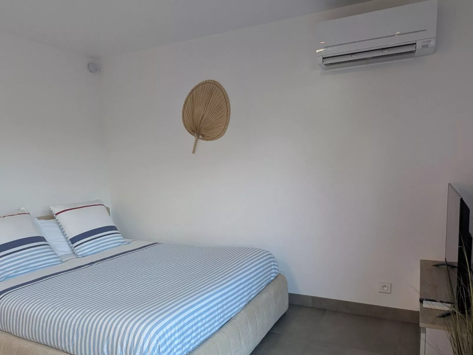 Studiowohnung mit Wallbox-Binnen