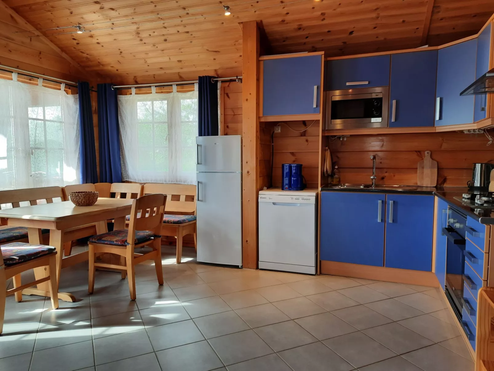 Casa Amendoas-Binnen