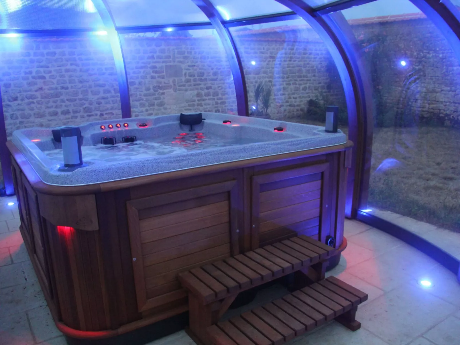 Villa "La Bergerie" mit Privatpool und Spa-Image-tags.info