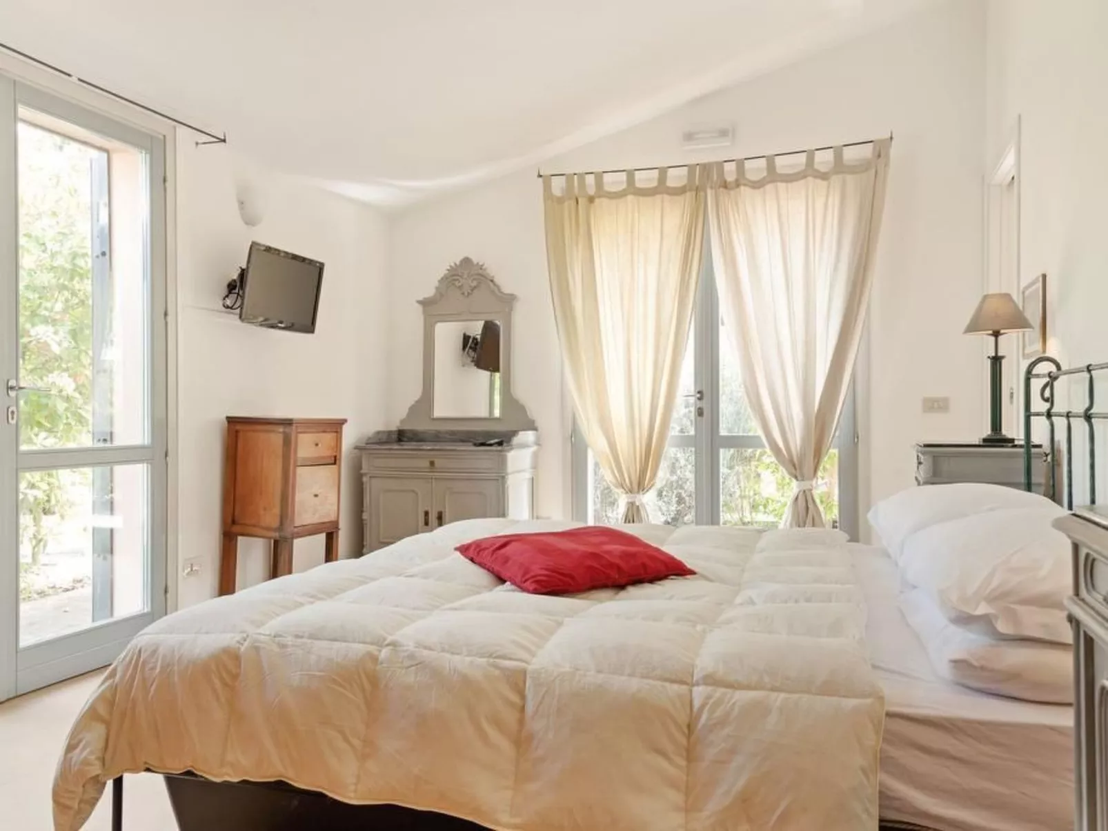 "Haustierfreundliches 'Cottage Glicini' mit Pool und Aussicht-Binnen