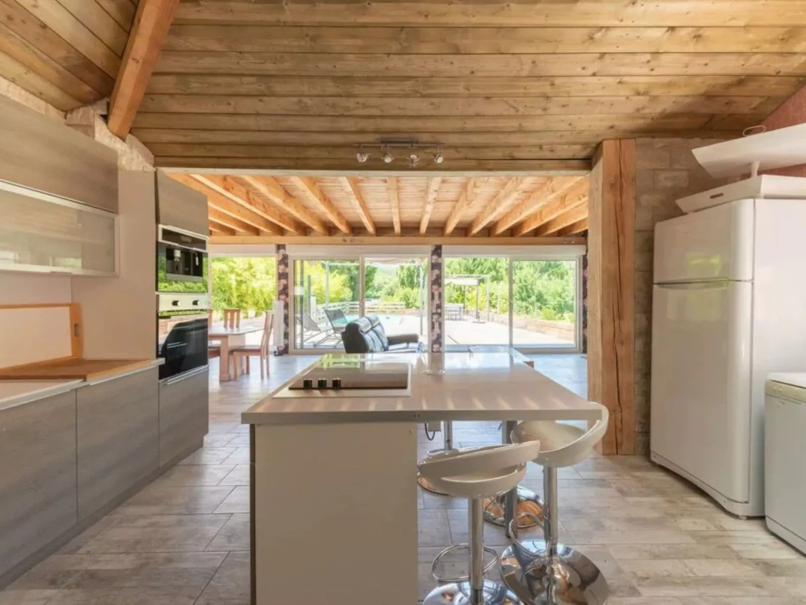 Mit Privatpool in Gagnieres-Image-tags.info