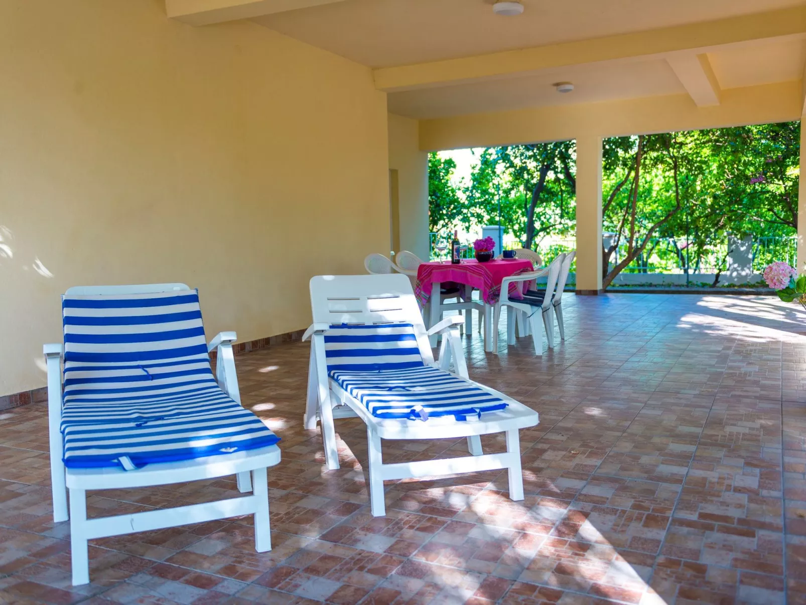 "Lido" direkt am Strand-Binnen