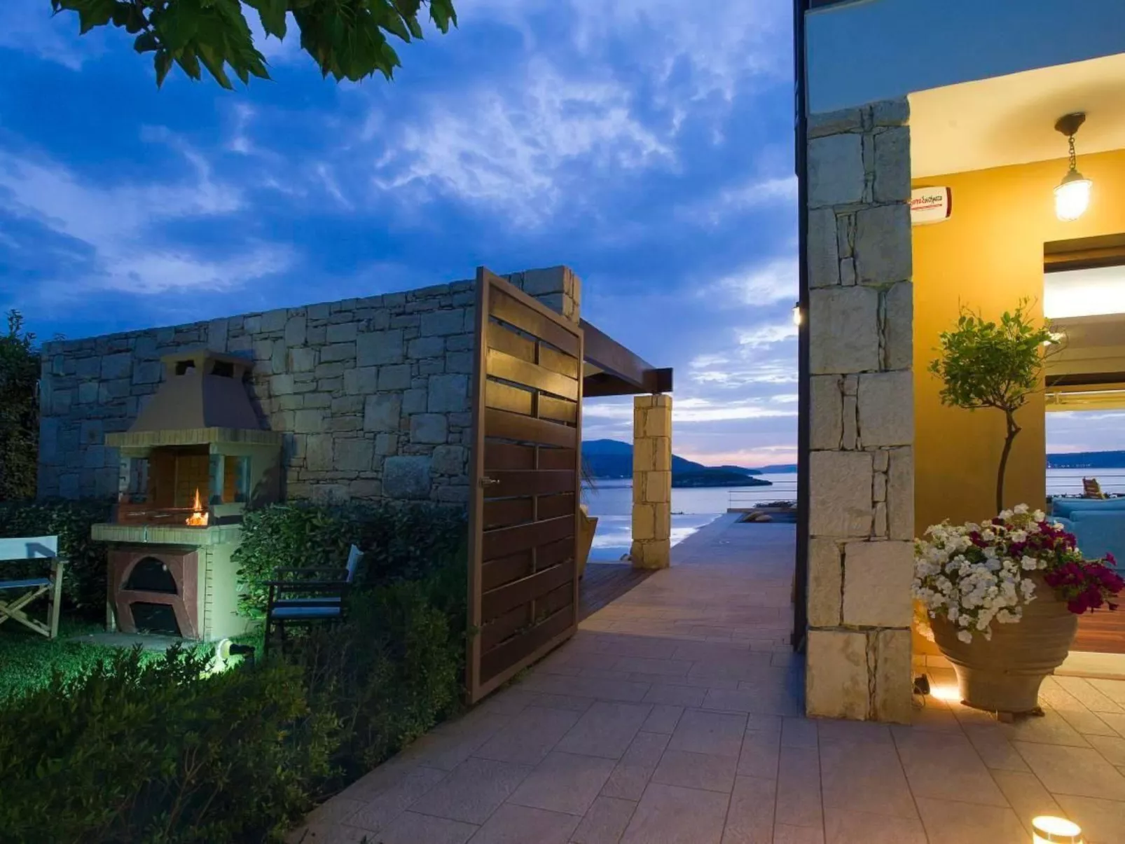 Anemos Villa Ferienhaus Aussicht Gemütlicher beheizter Pool-Buiten