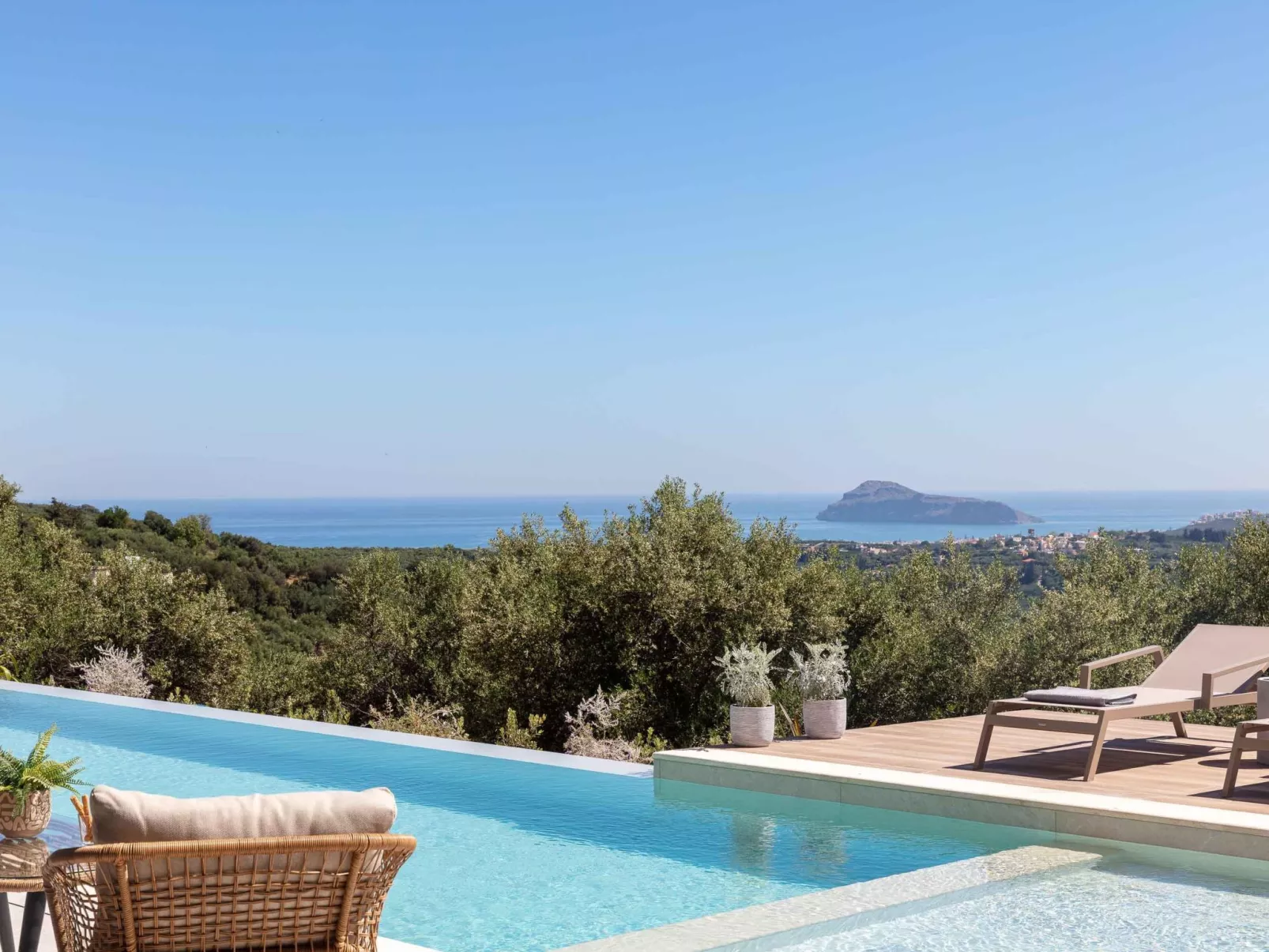 Villa Aglaea - Salzwasser-Pool und atemberaubender Meerblick-Buiten