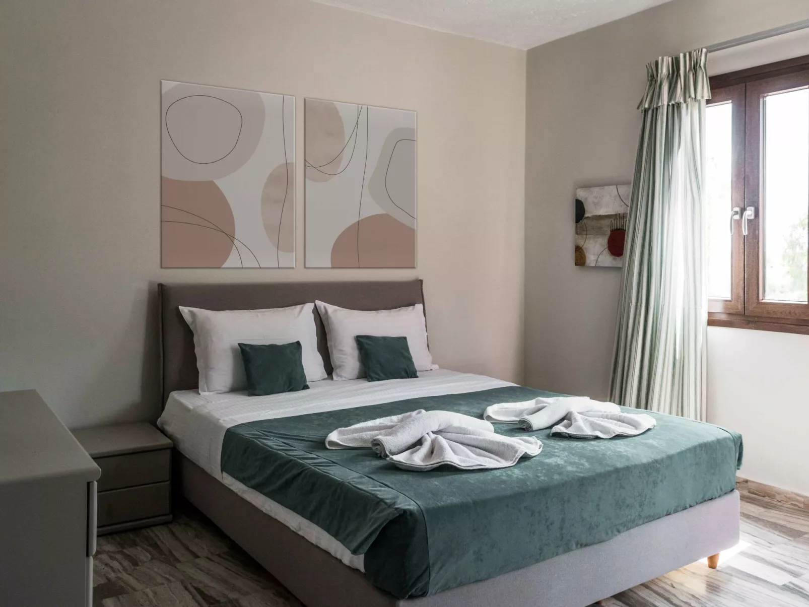 Niriides Villas_ Irida_ 2-Schlafzimmer privater Pool-Binnen