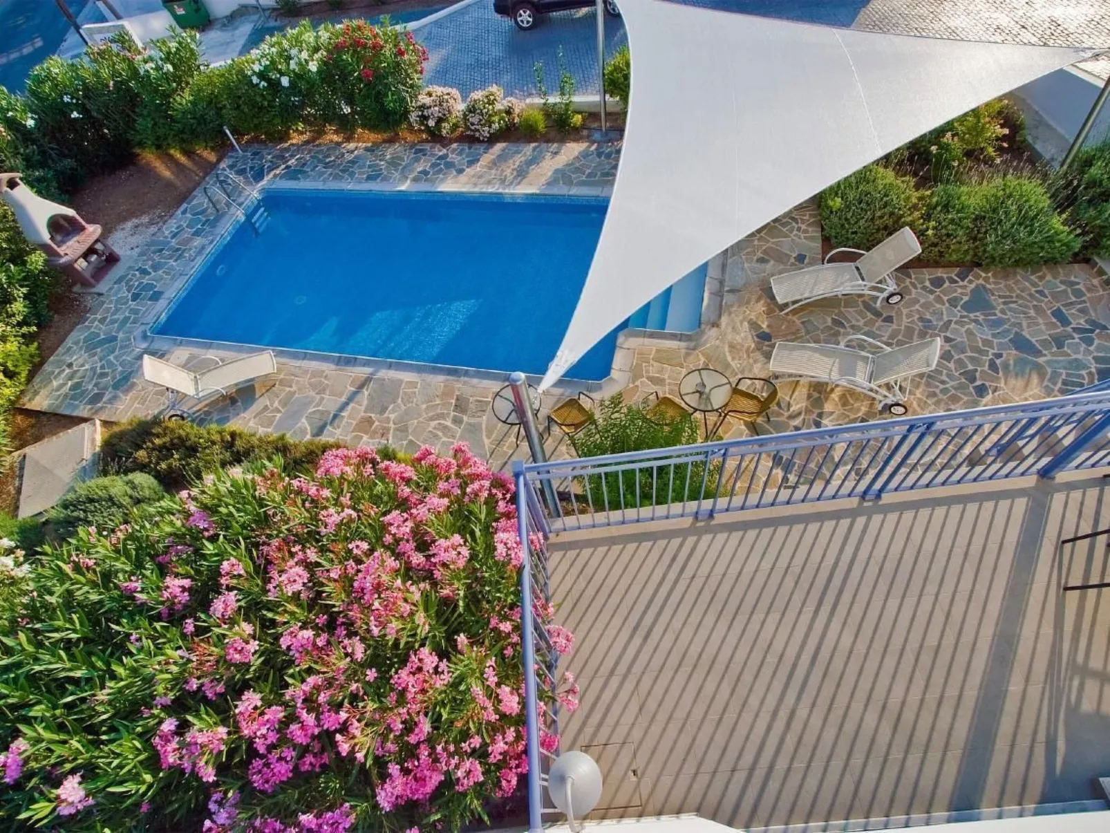 Mit Garten, Grill und Terrasse-Buiten