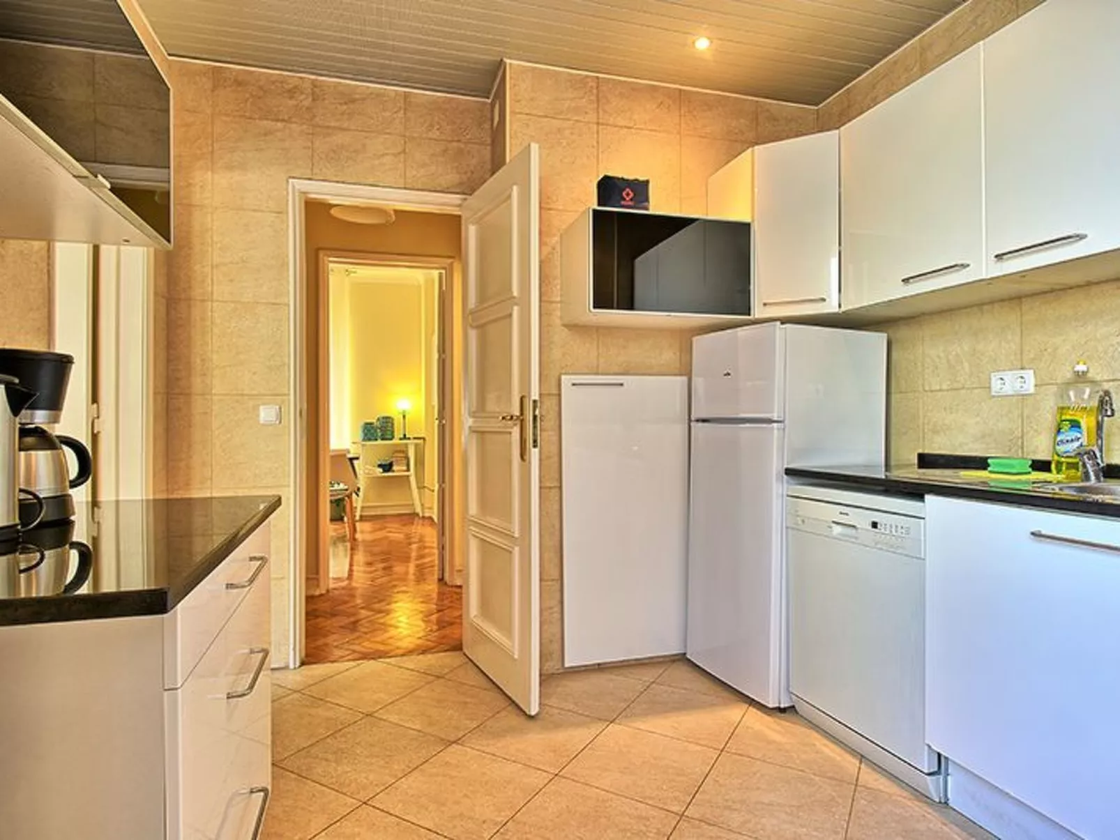 Admiral 2-Image-tags.info