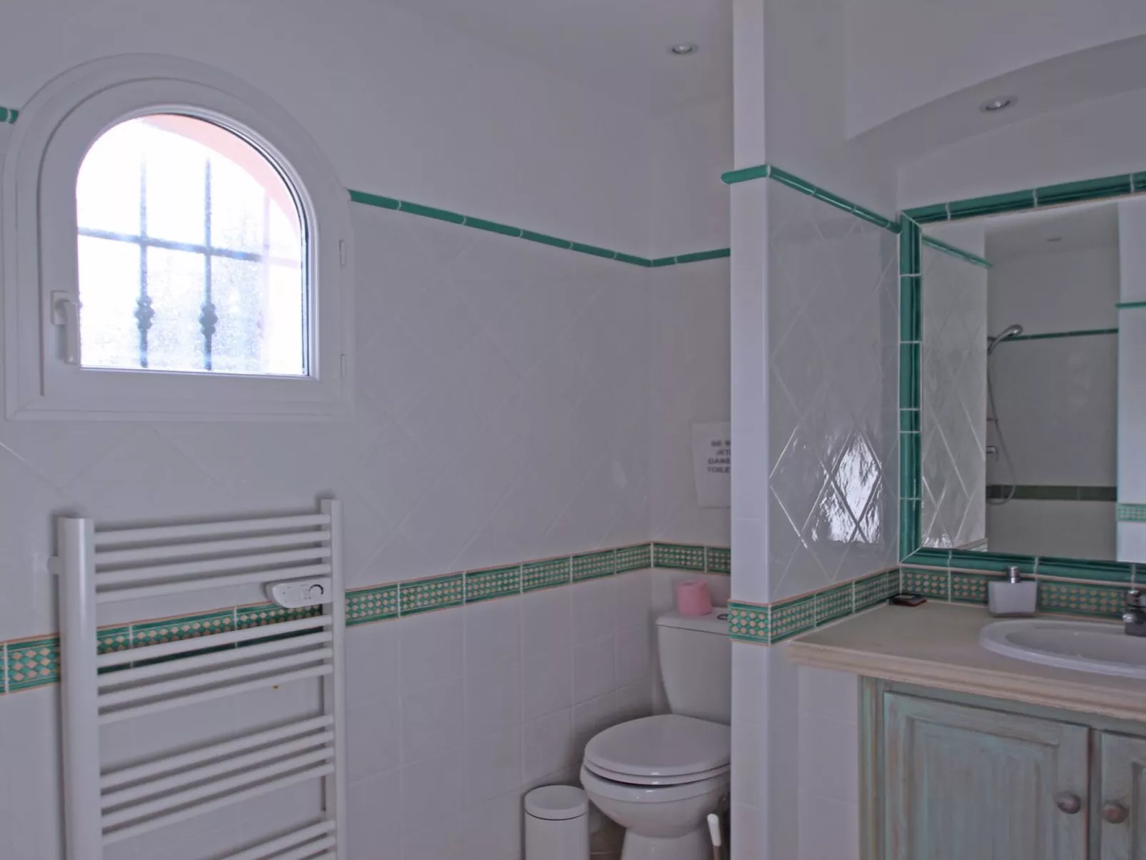 Villa Clair de Lune - Privates Schwimmbad - Jacuzzi-Binnen