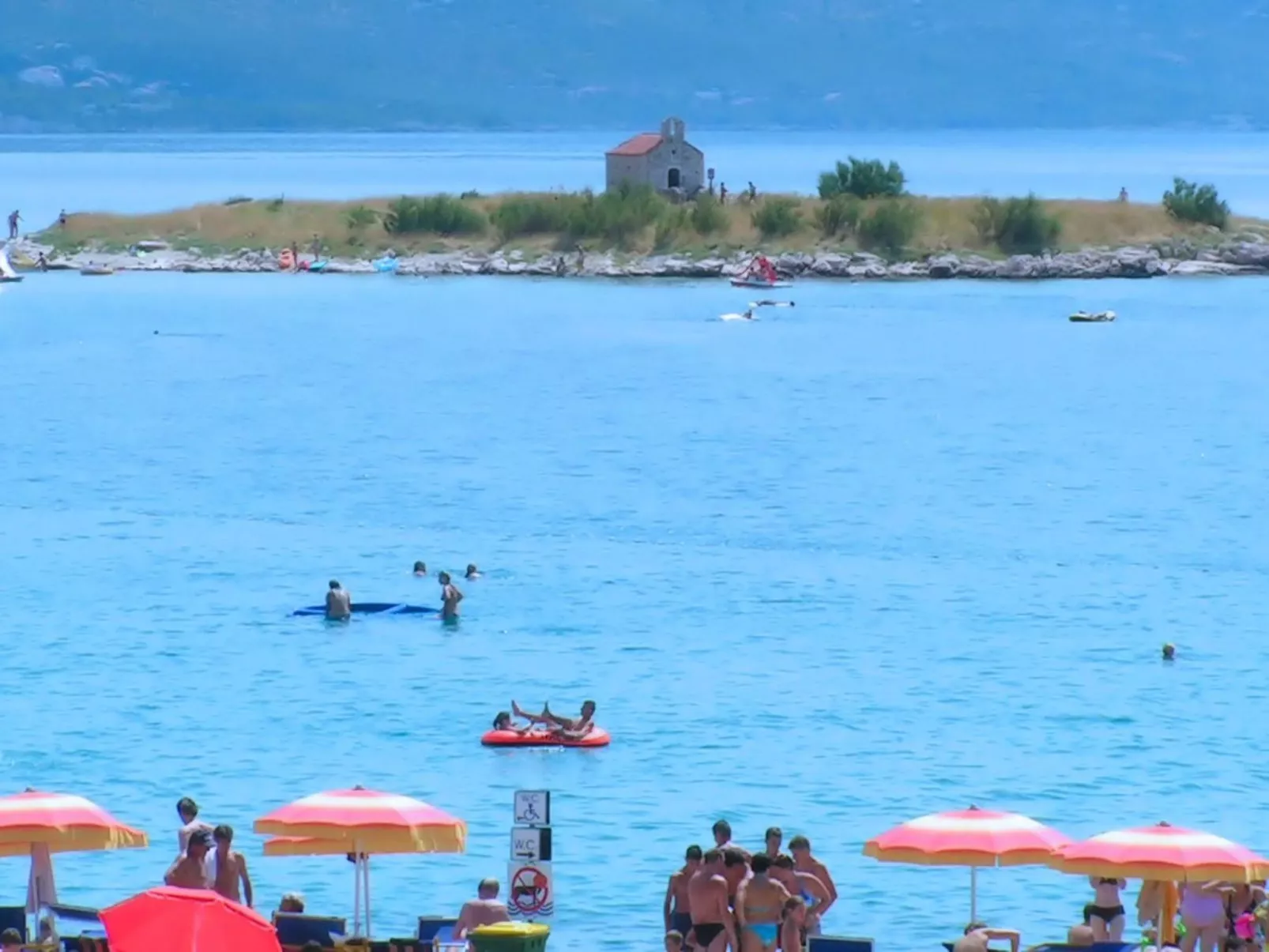 Meerblick-Wohneinheit  8 Personen am Zentrumsrand-Buiten