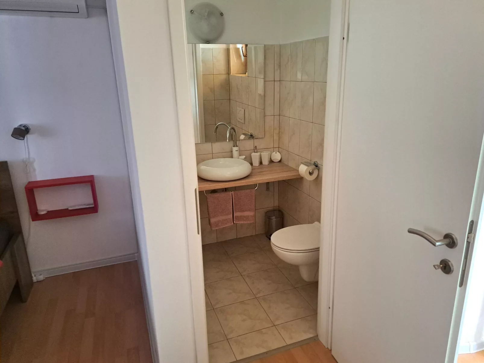 Haus Mirelia für zwei Personen mit Garten-Binnen