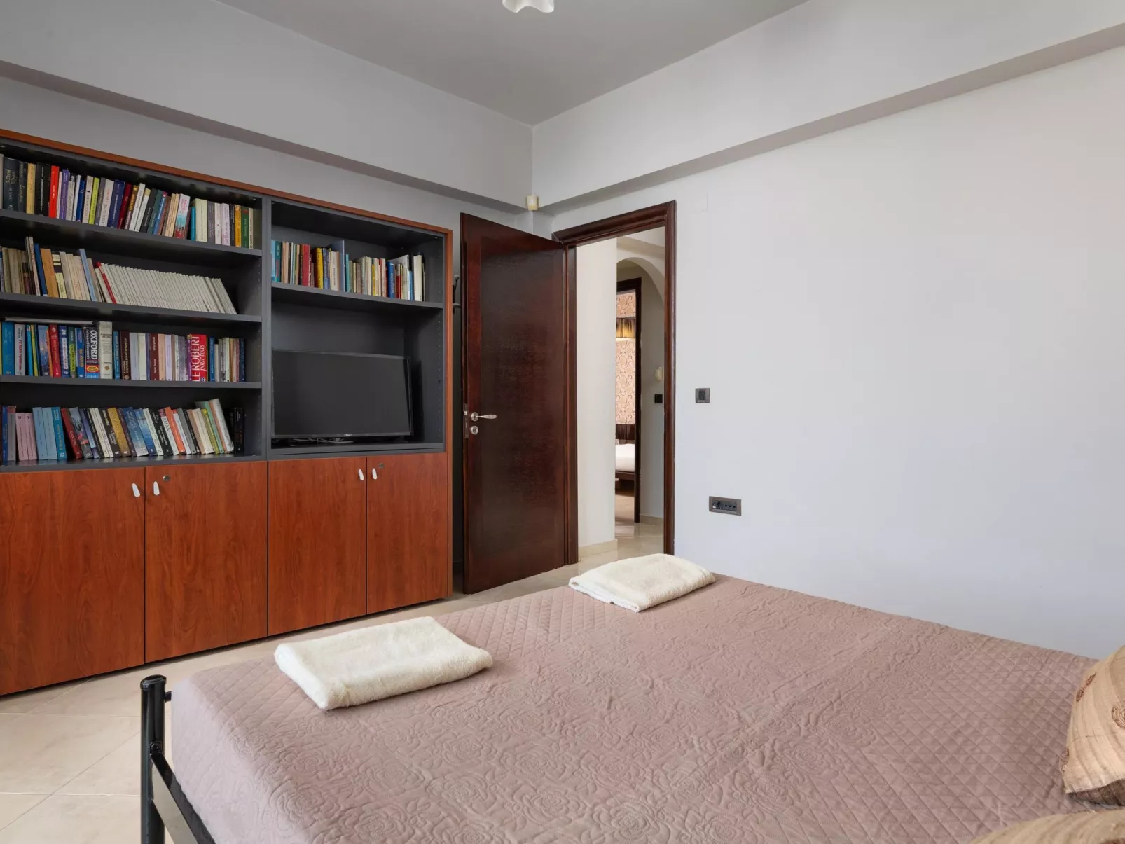 Villa Vergio in der Nähe des Strandes-Binnen