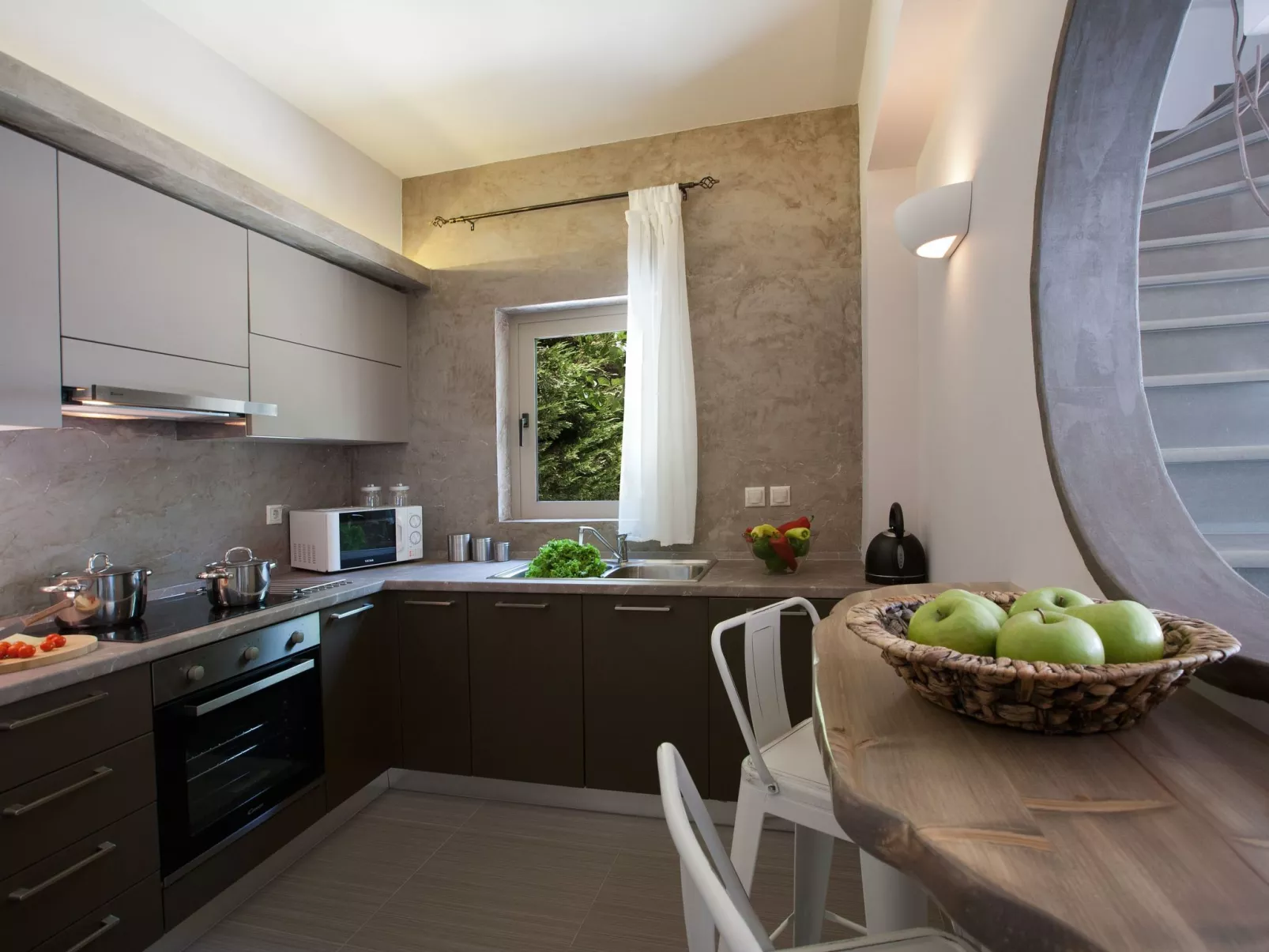 Für 6 Personen und 1 Kind in Perigiali-Binnen