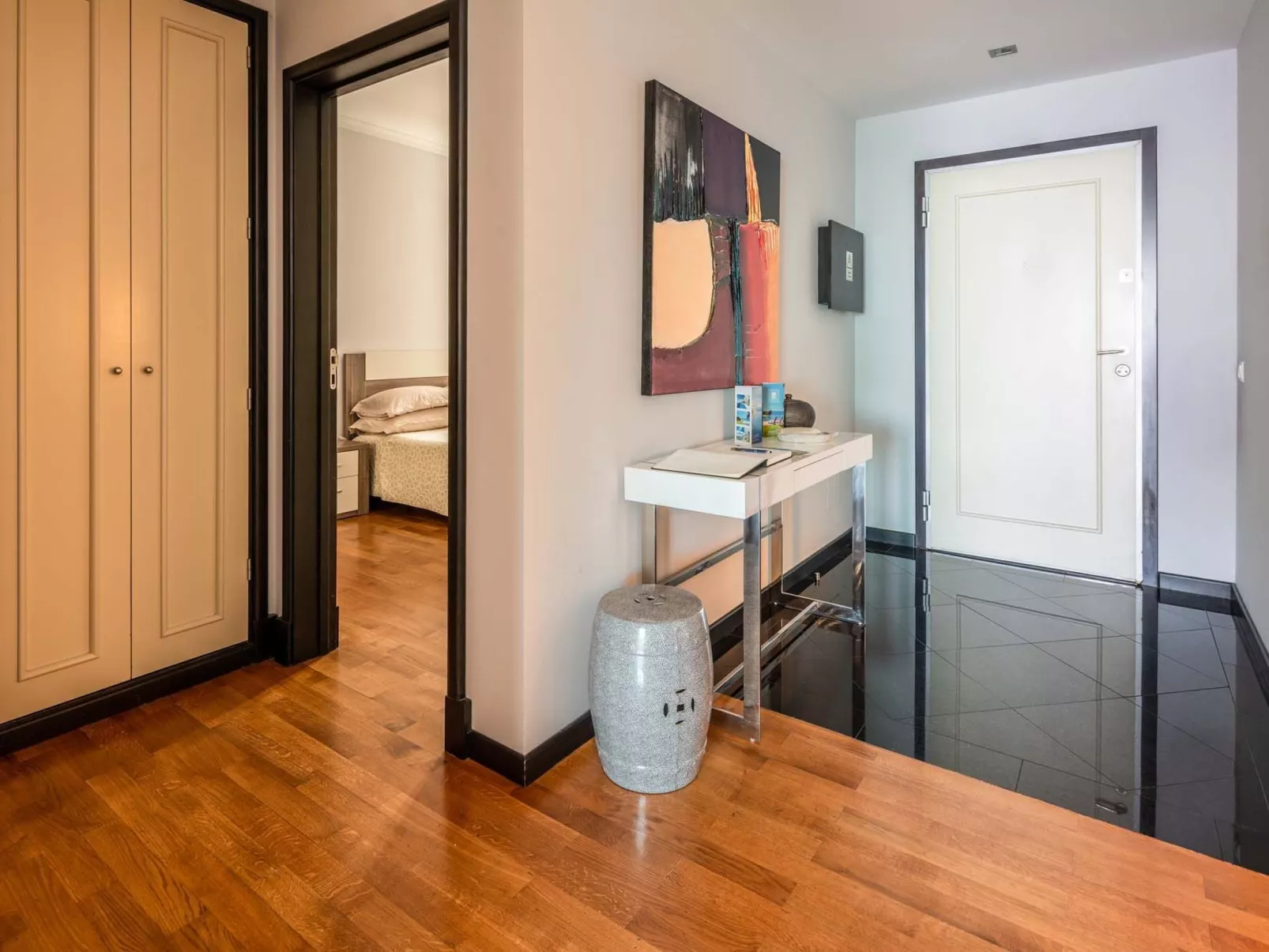 Modernes Terrassenapartment am Meer-Binnen