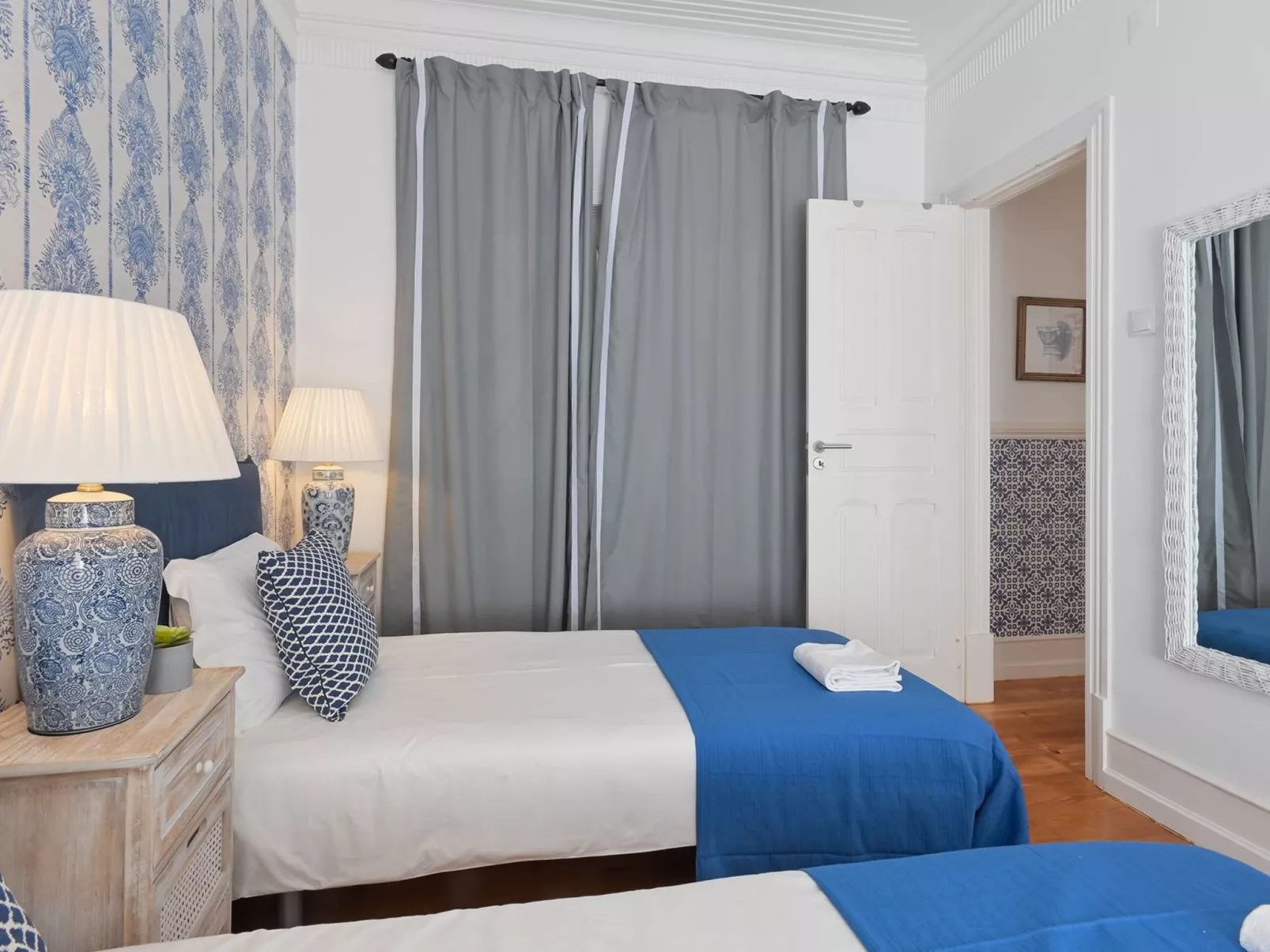 Guinea 19-Image-tags.info