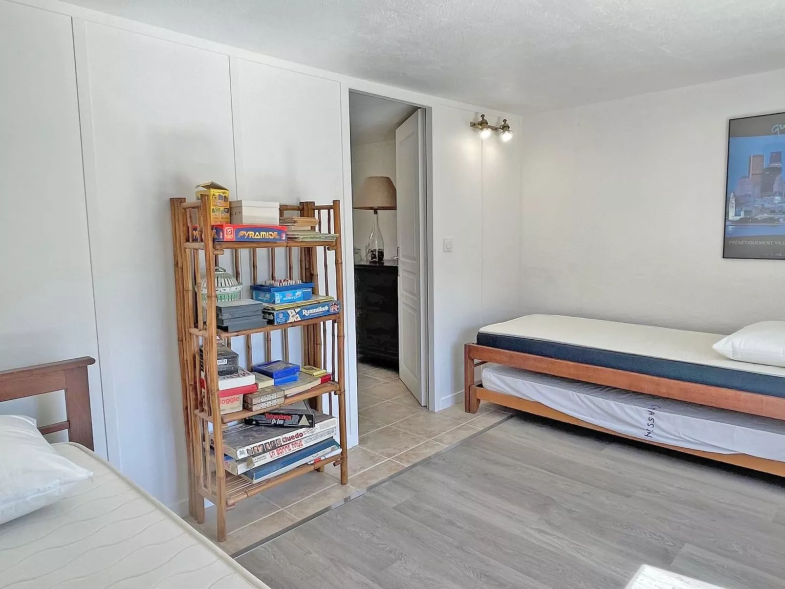 Mas provençal - 4-6 Personen - Strand zu Fuß erreichbar-Binnen