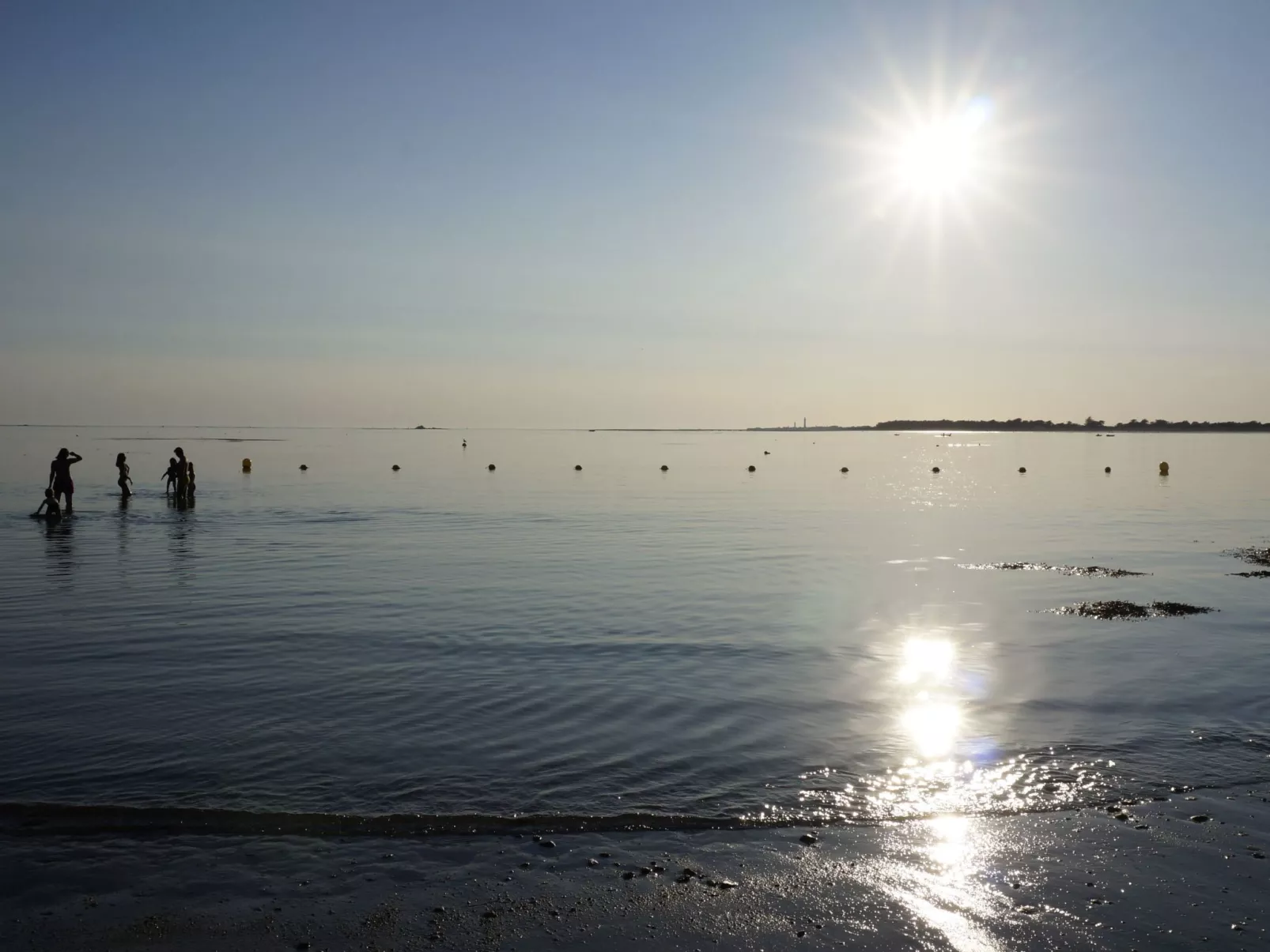 Geräumiges Haus mit direktem Zugang zum Strand-Buiten