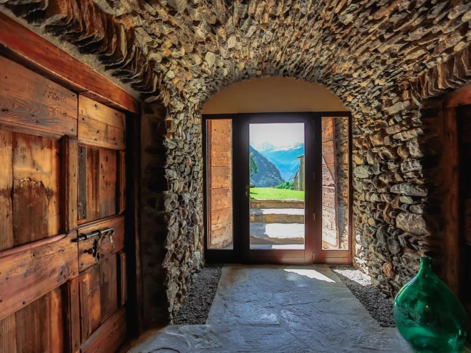 Genießen Sie das 'Attico Adula' in Cà Nizza-Buiten