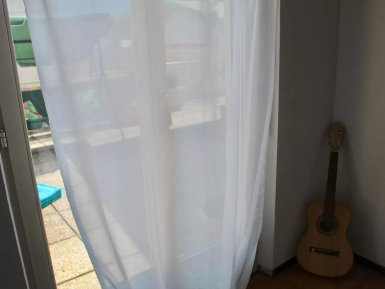 Wohnung mit blühender Terrasse, seenah-Binnen